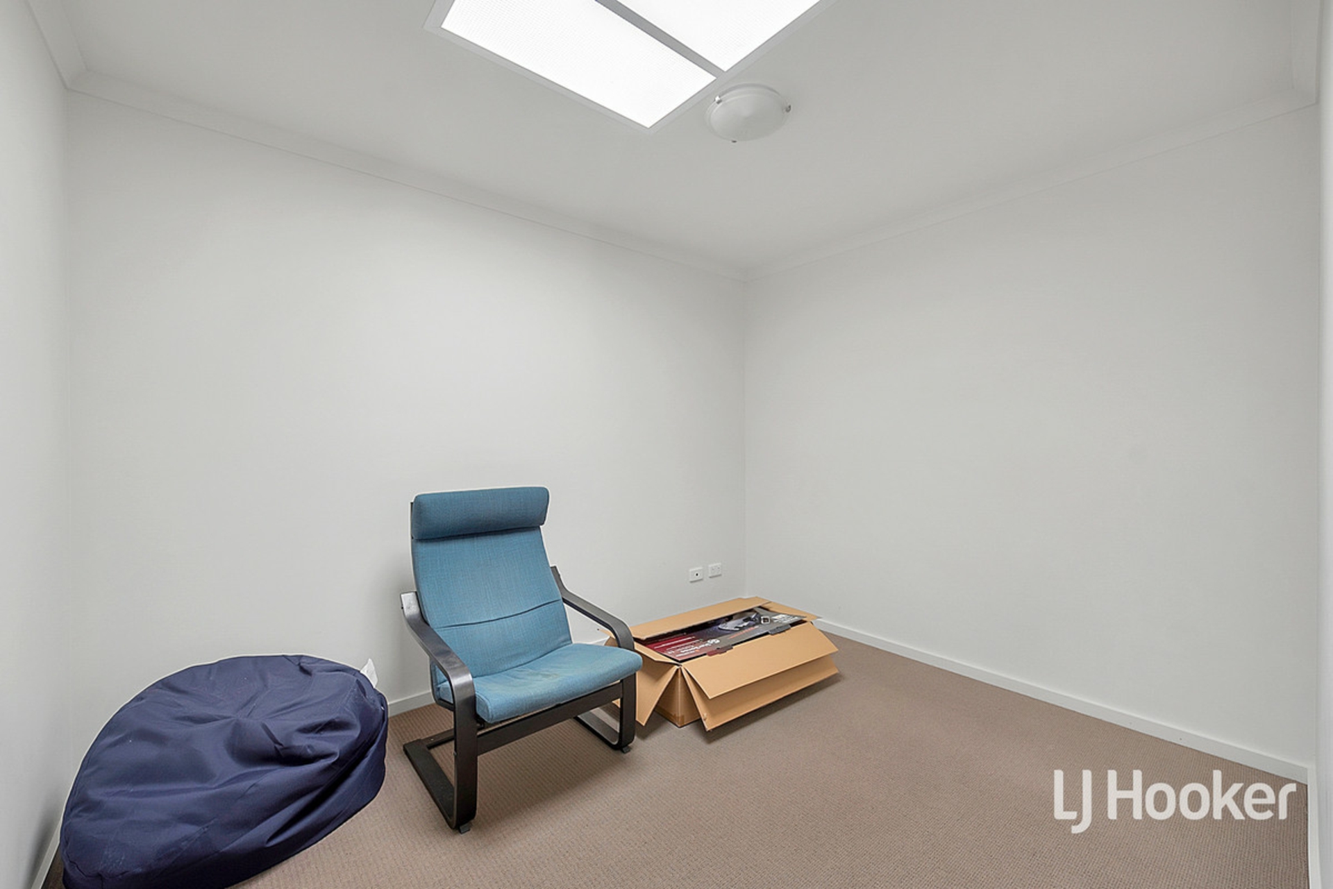 54 MacMillan Avenue, MAWSON LAKES