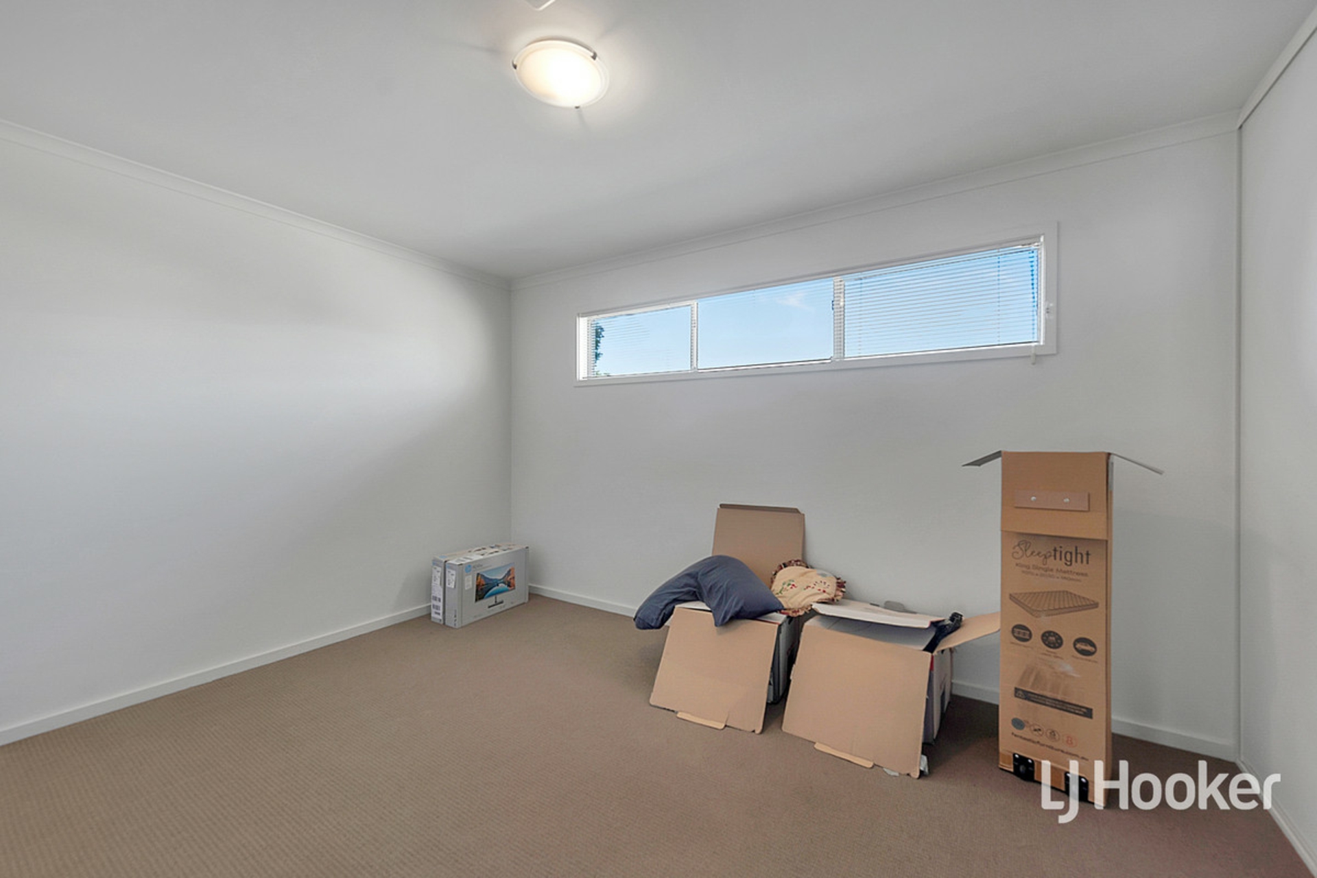 54 MacMillan Avenue, MAWSON LAKES