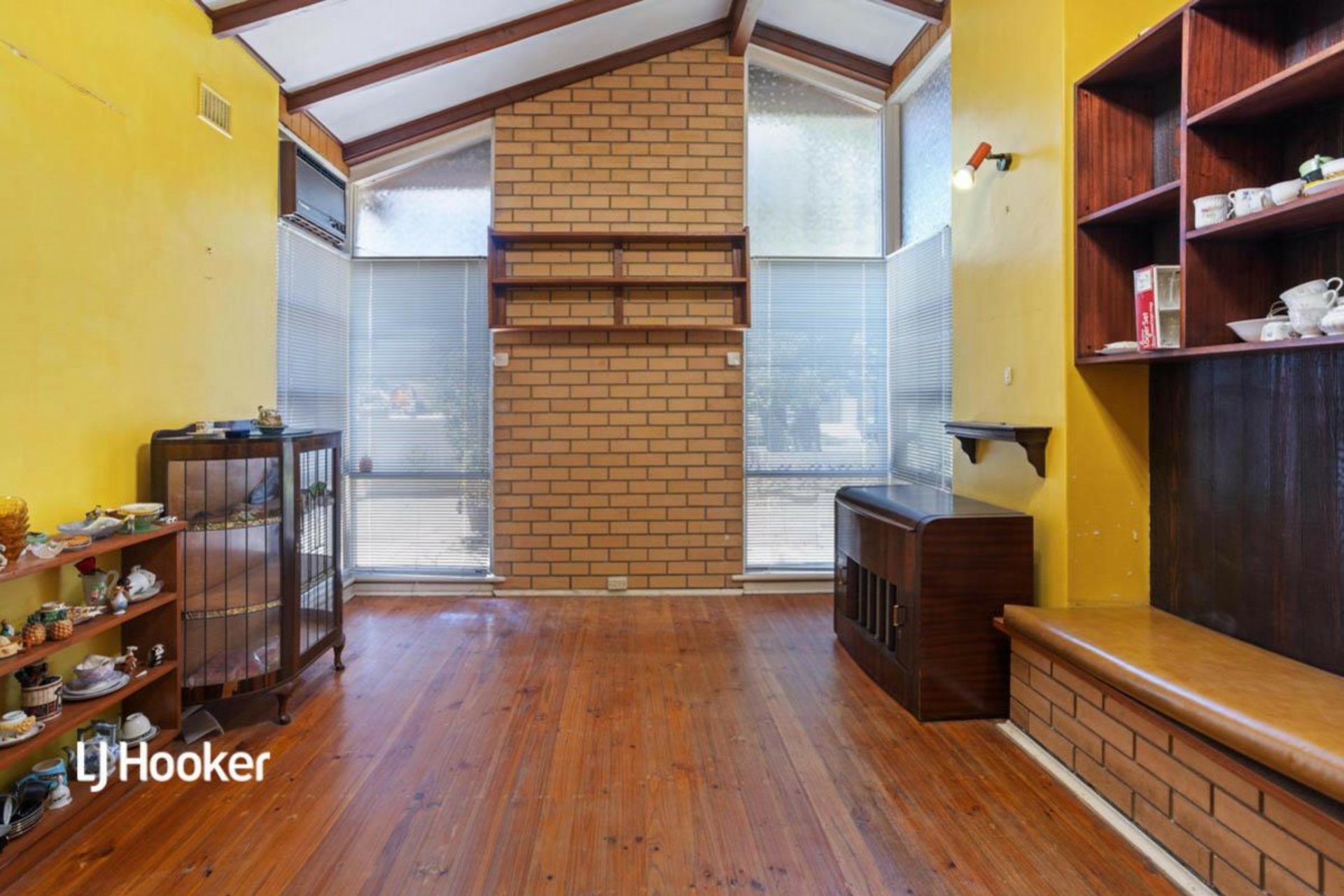 11 Gothic Drive, PARADISE