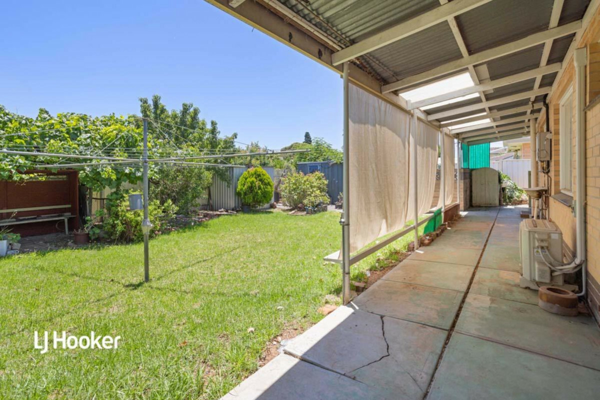 11 Gothic Drive, PARADISE
