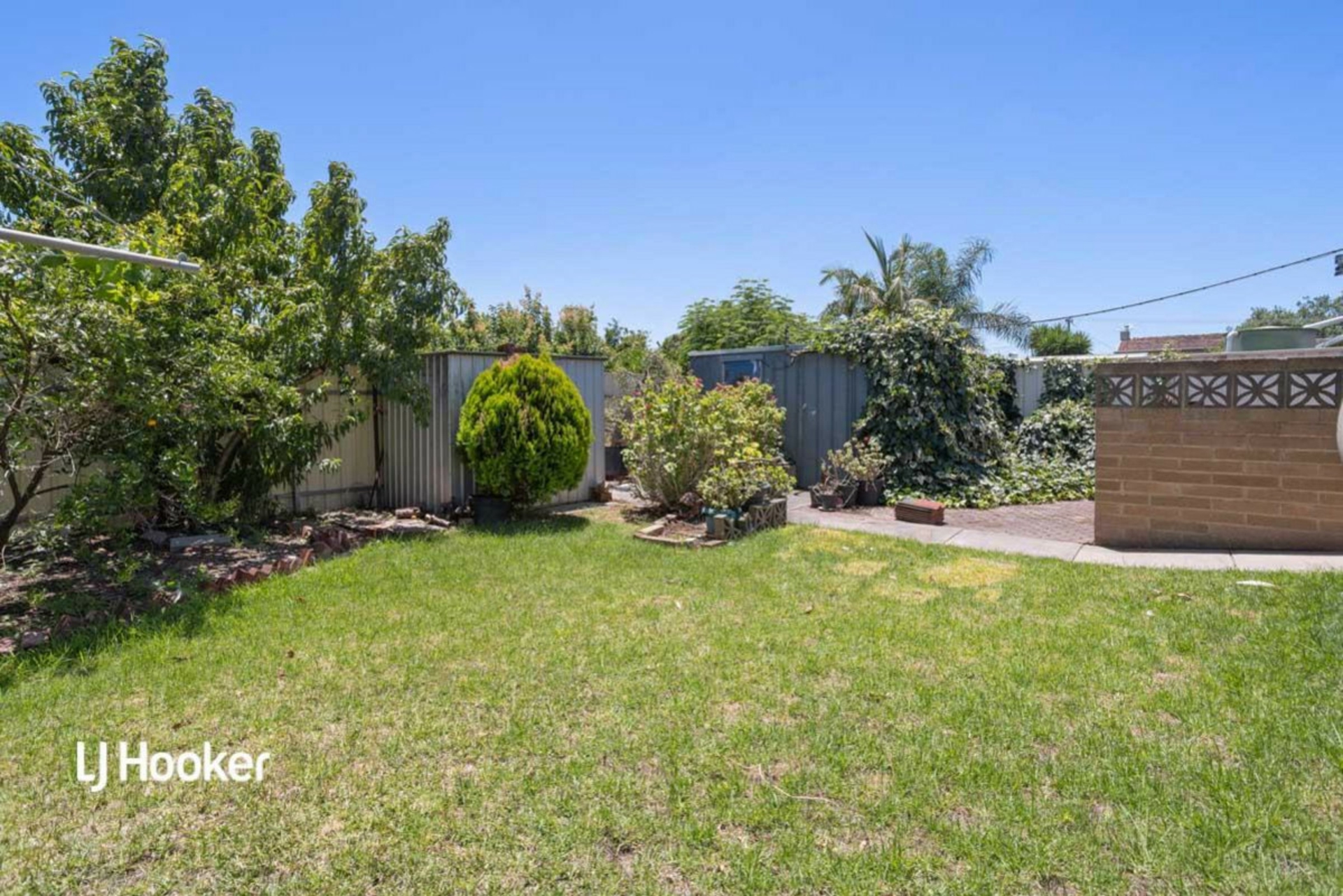 11 Gothic Drive, PARADISE
