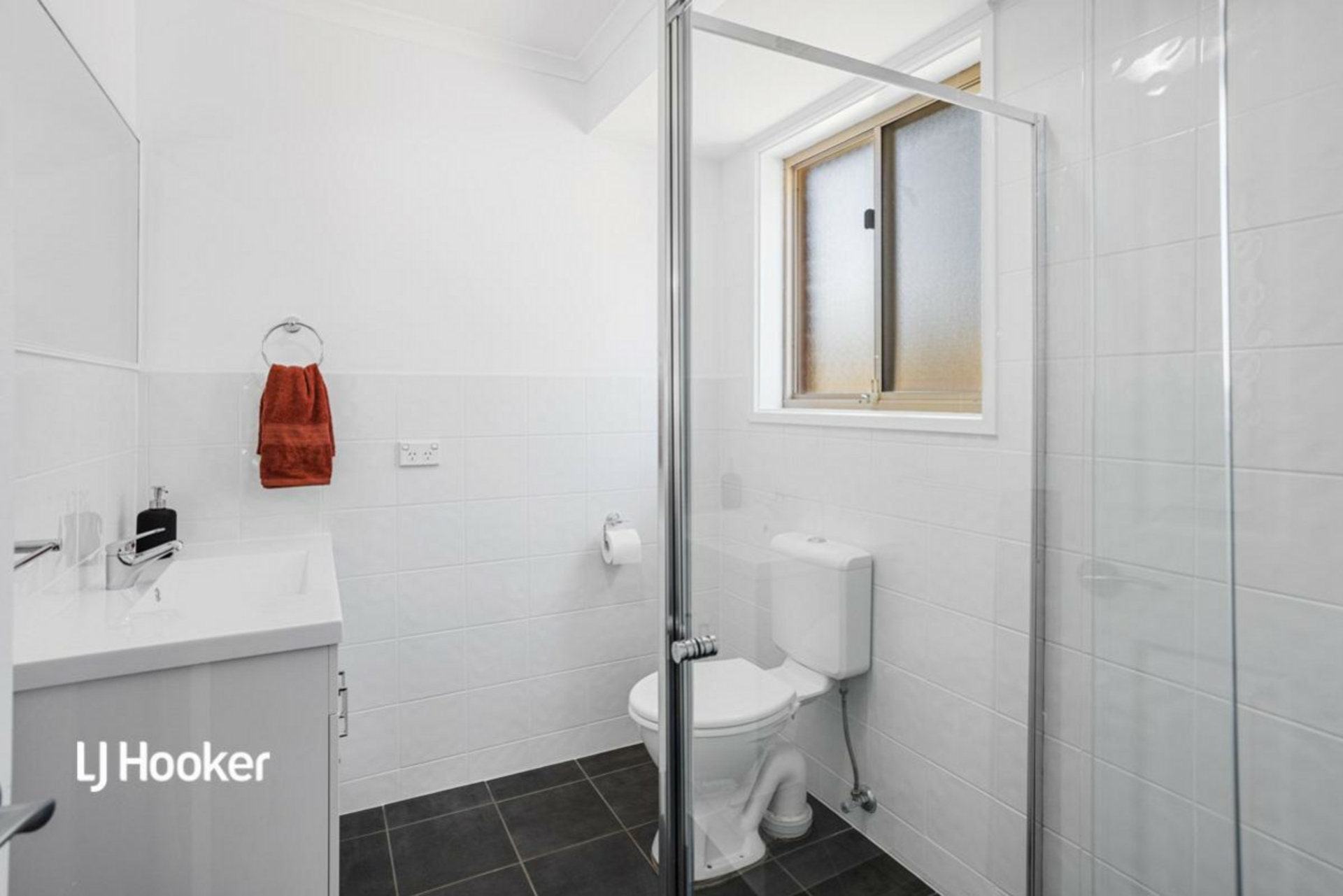 10 Barrett Court, GOLDEN GROVE