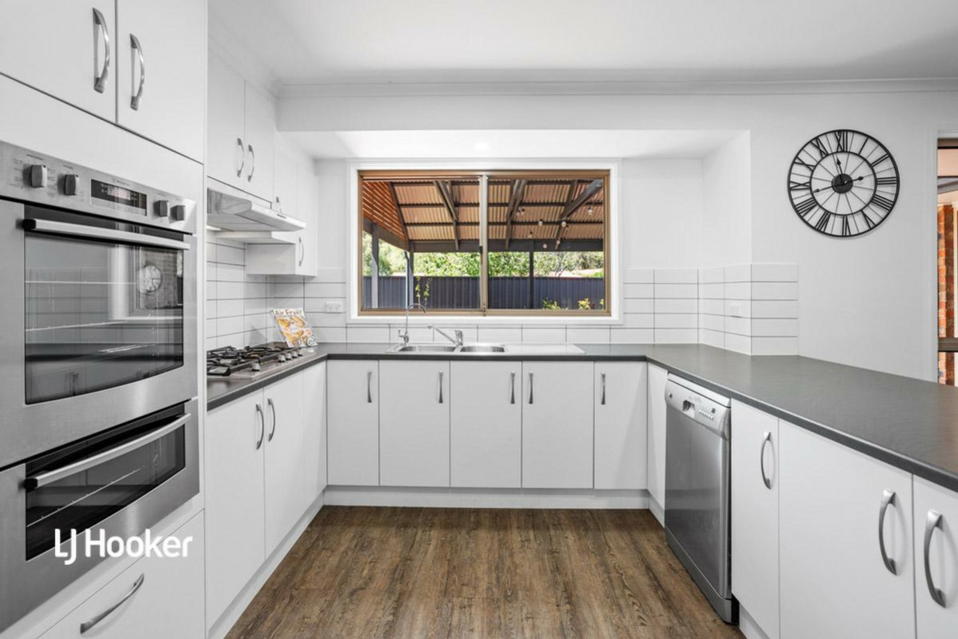 10 Barrett Court, GOLDEN GROVE