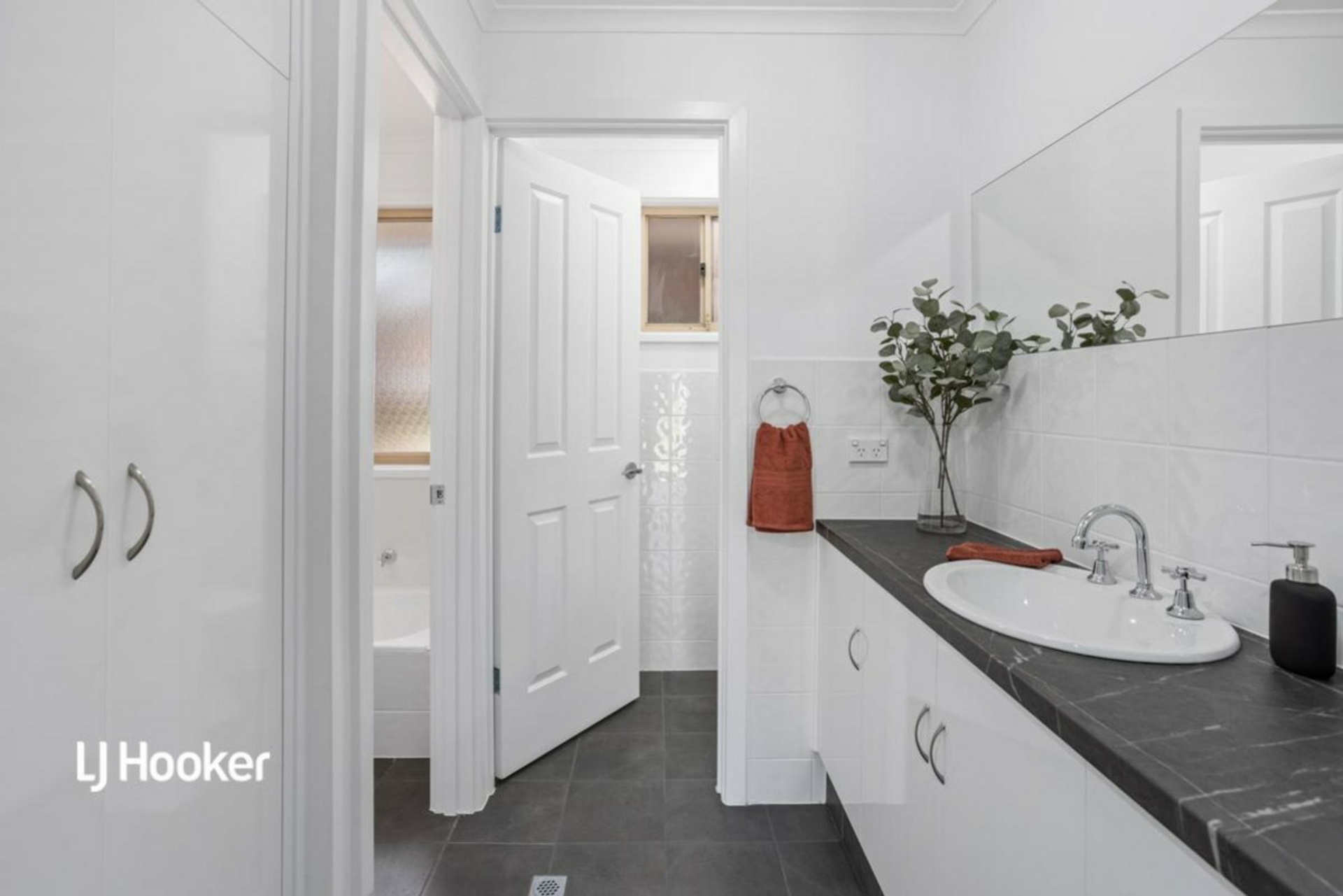 10 Barrett Court, GOLDEN GROVE