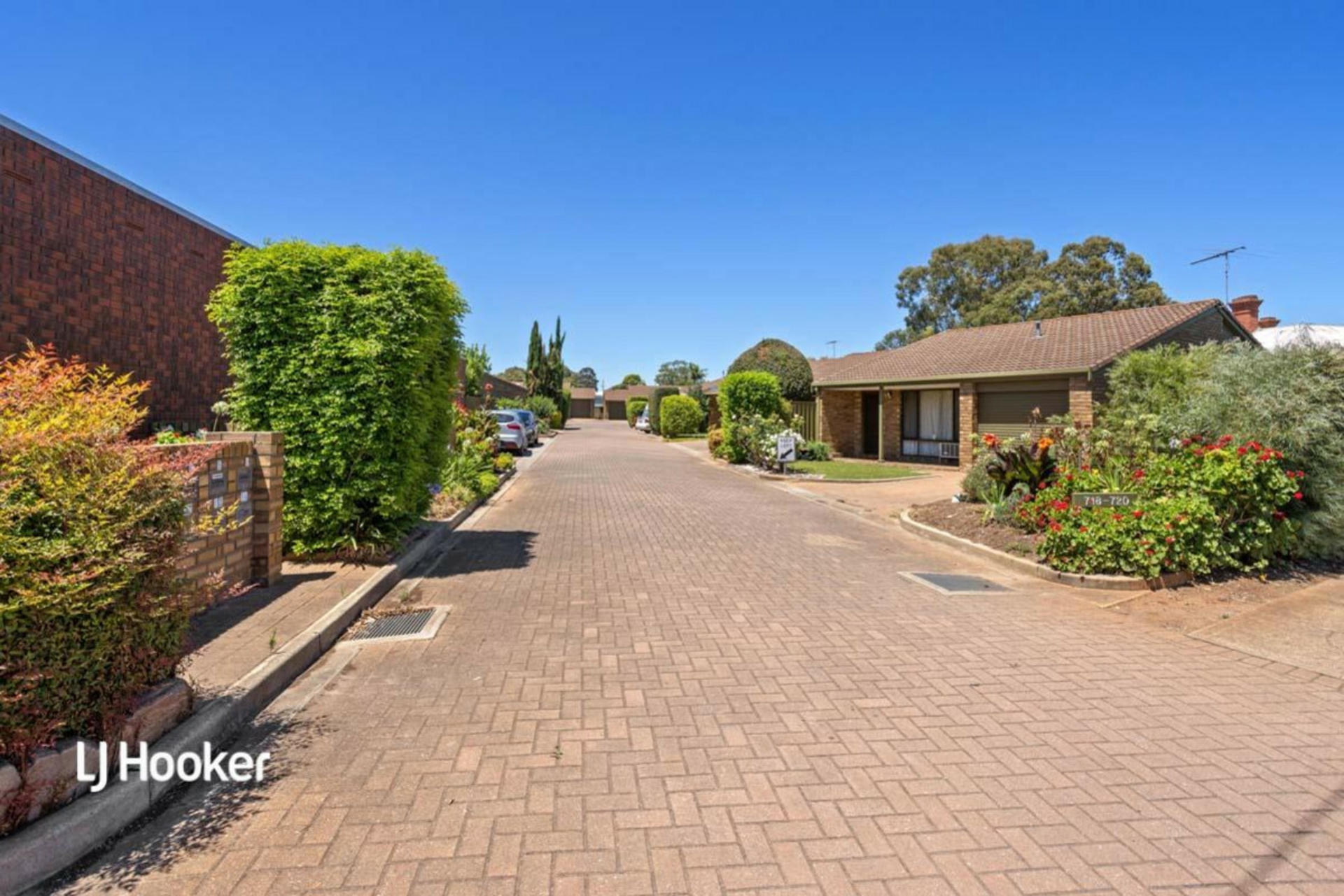 2/718 Lower North East Road, PARADISE