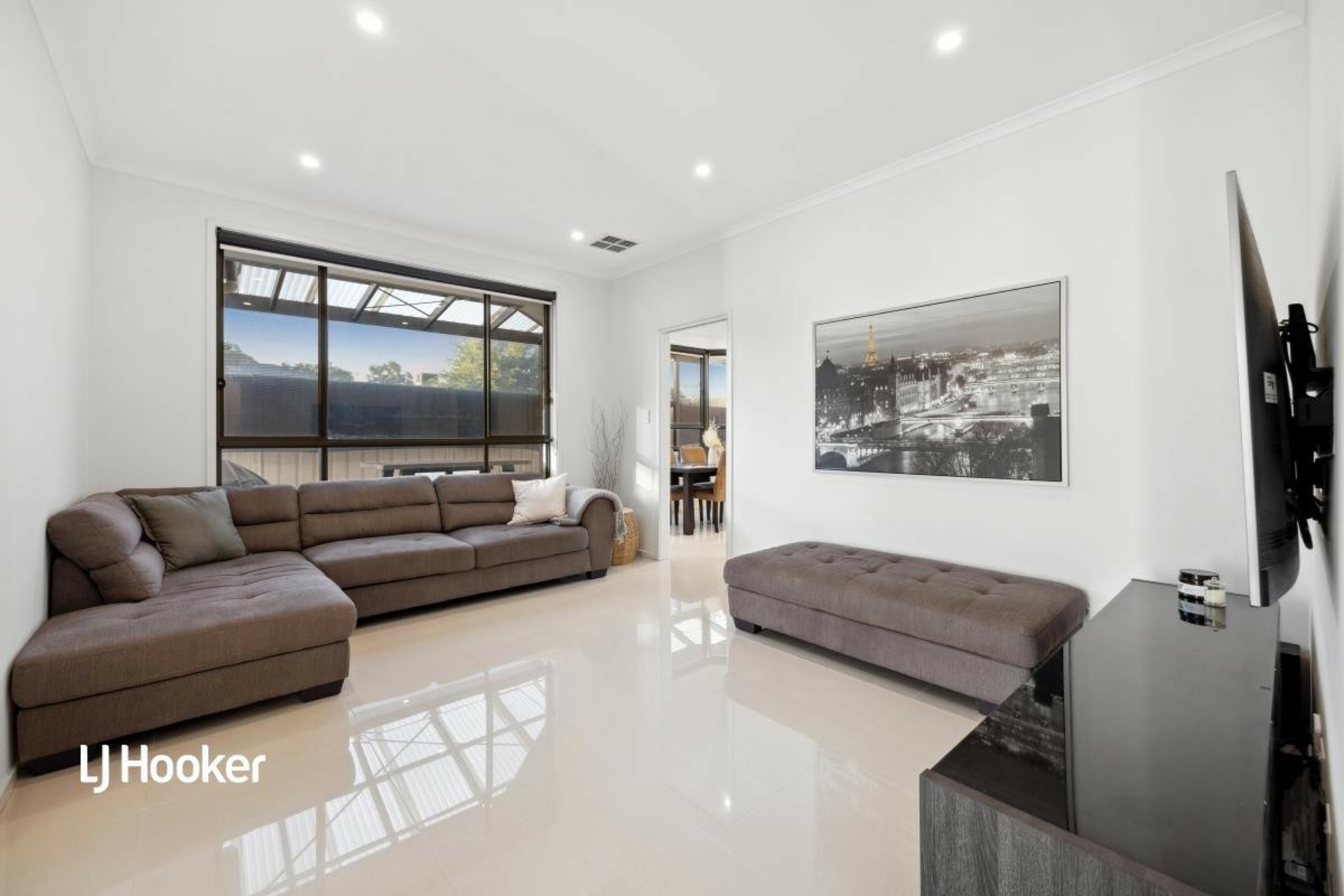 17 Oxford Avenue Salisbury Heights SA Property Details LJ Hooker