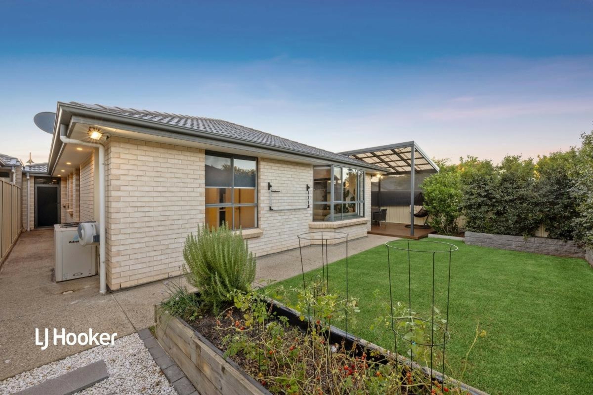 17 Oxford Avenue Salisbury Heights SA Property Details LJ Hooker