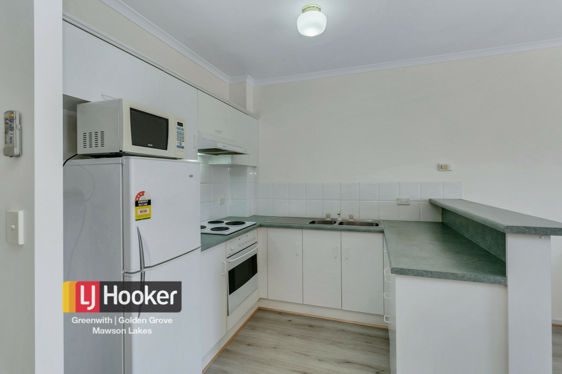 27/81 Carrington Street, ADELAIDE