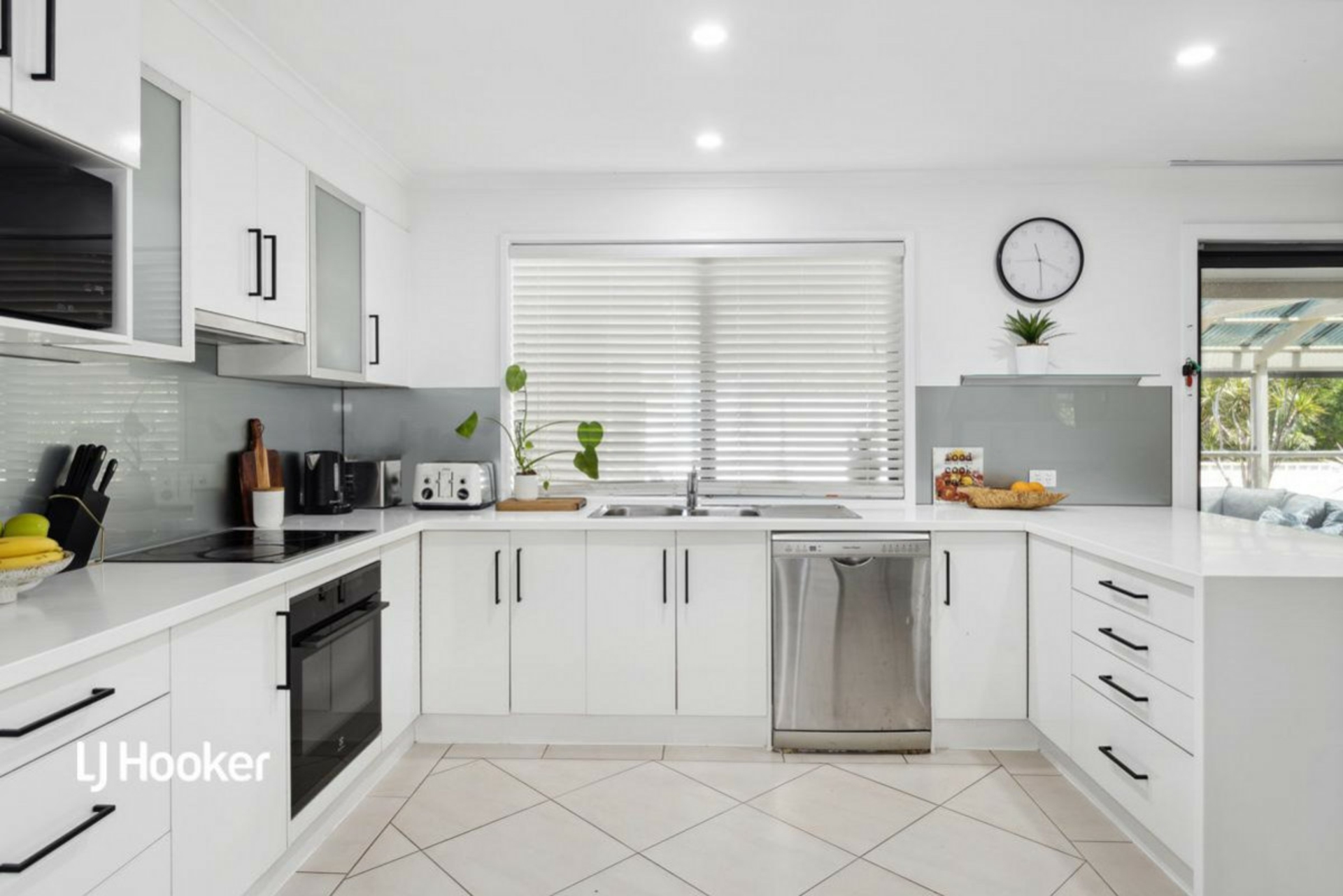 6 Birrens Place, GREENWITH