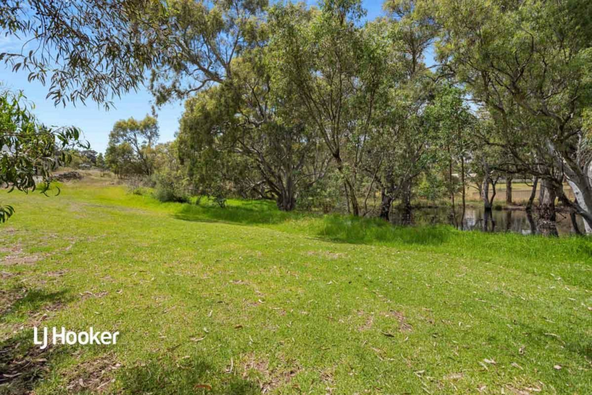 37 Hallett Road, GOLDEN GROVE