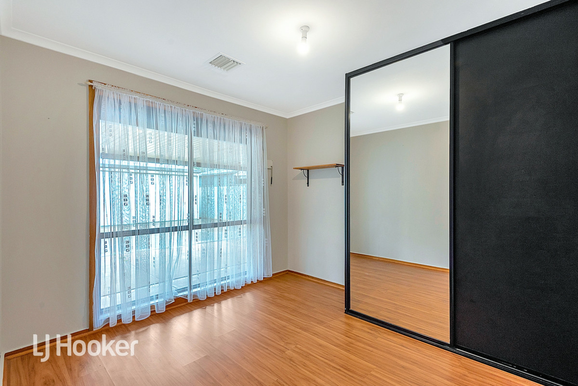 132 Andrew Smith Drive Parafield Gardens SA Property Details LJ Hooker