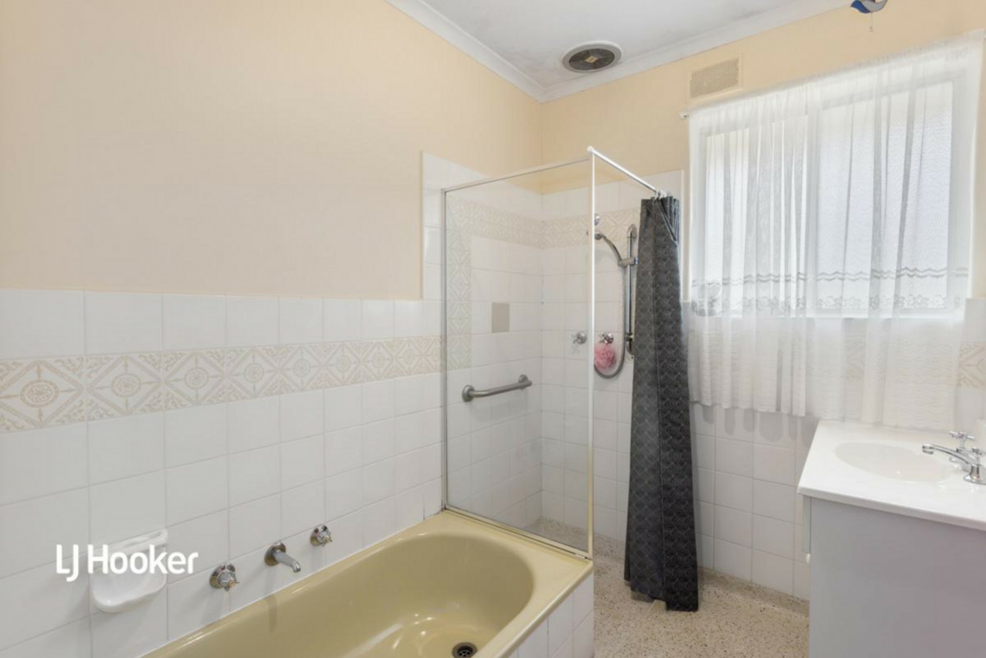 52 Hazel Grove, RIDGEHAVEN