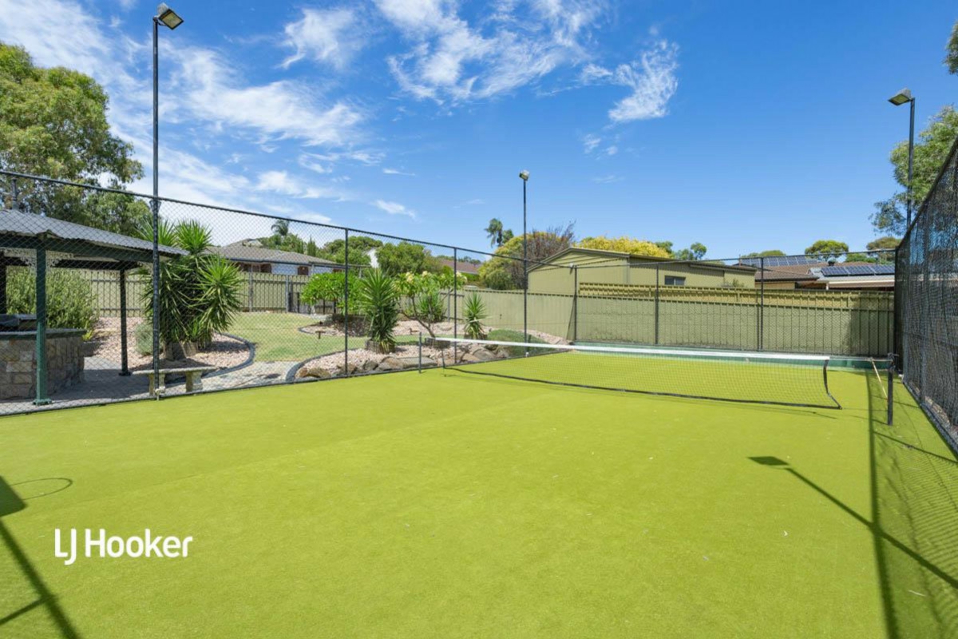 1 Crest Court, Gulfview Heights