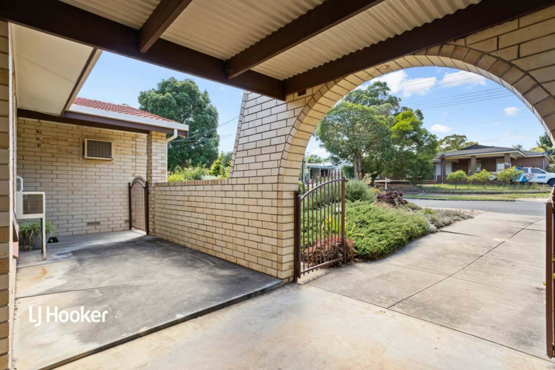 28 Hoylake Crescent, FAIRVIEW PARK