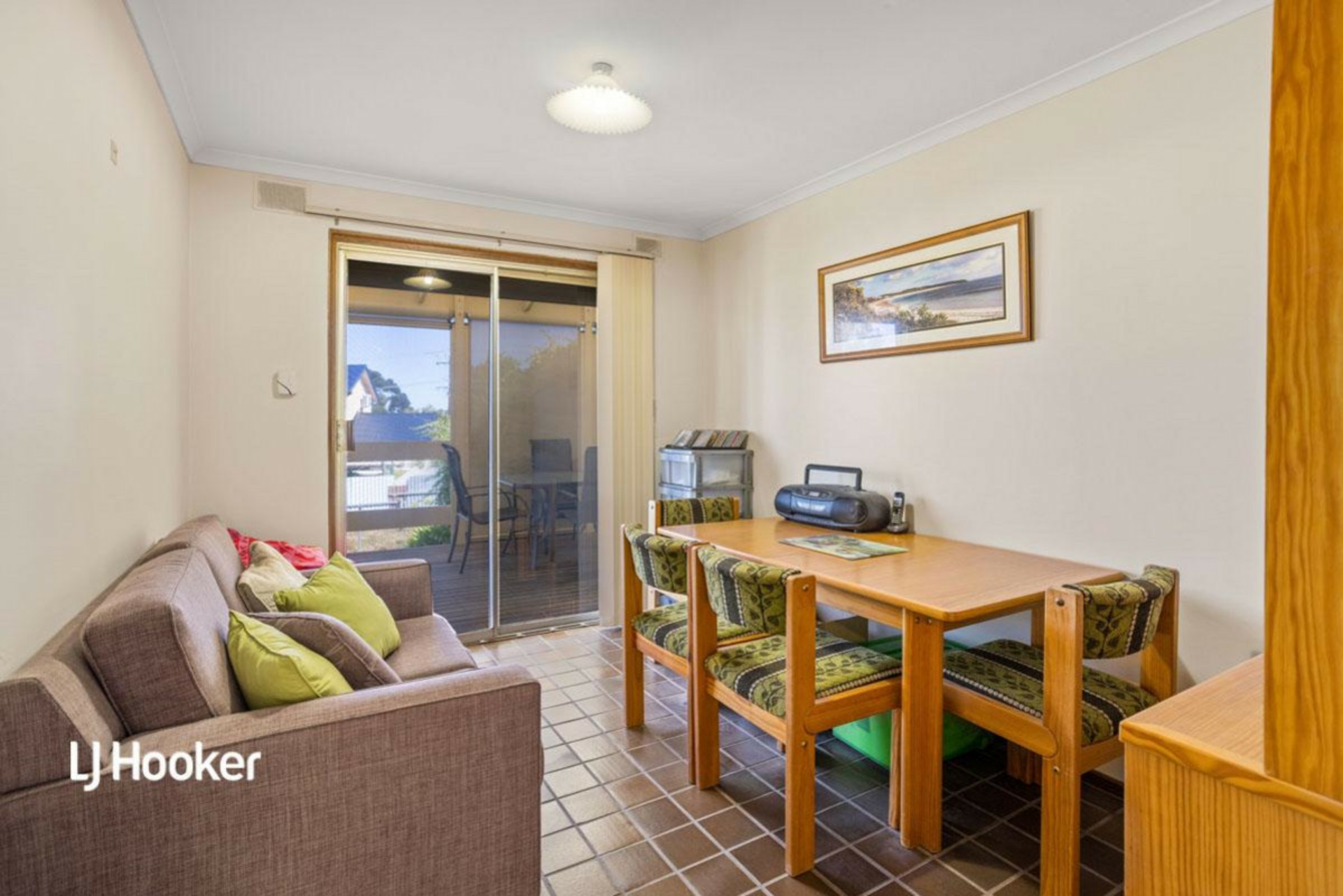 28 Hoylake Crescent, FAIRVIEW PARK