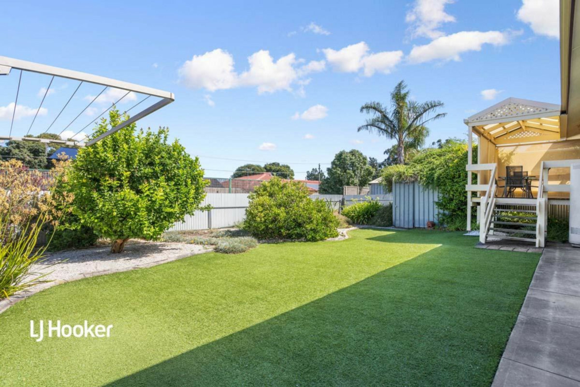 28 Hoylake Crescent, FAIRVIEW PARK