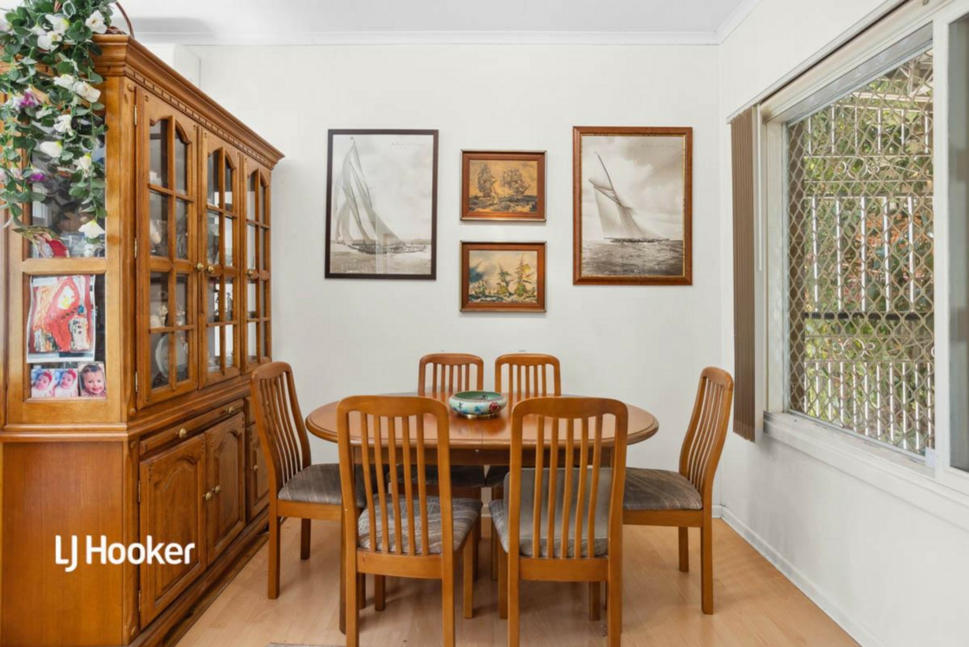 77 Rutherglen Avenue, VALLEY VIEW