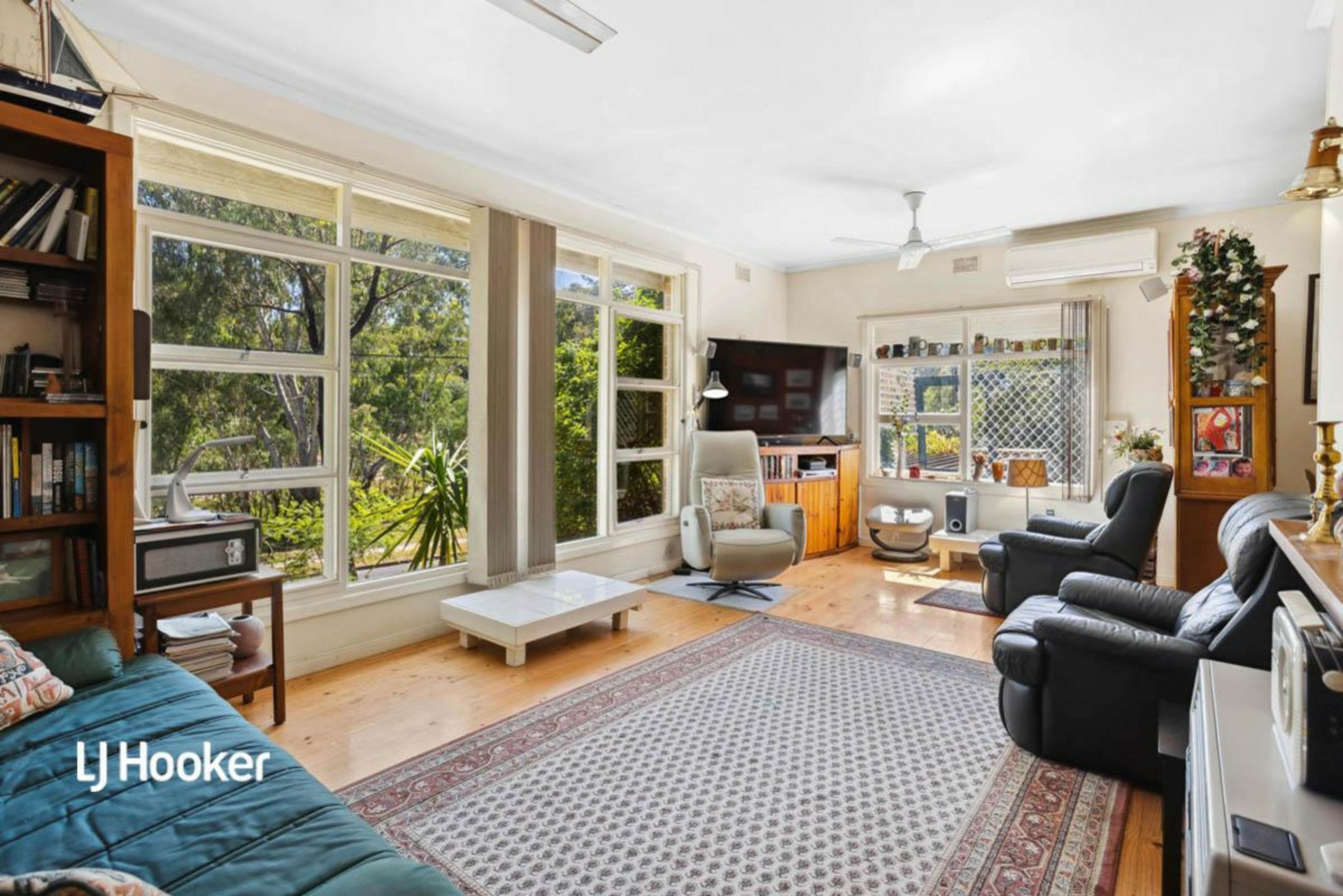 77 Rutherglen Avenue, VALLEY VIEW