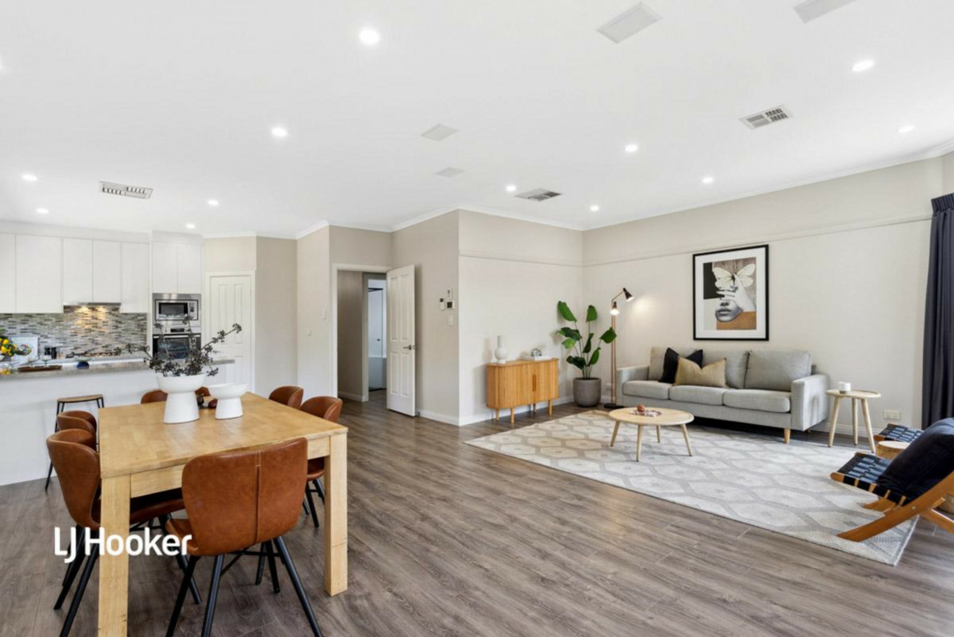 4 Crown Court, GULFVIEW HEIGHTS