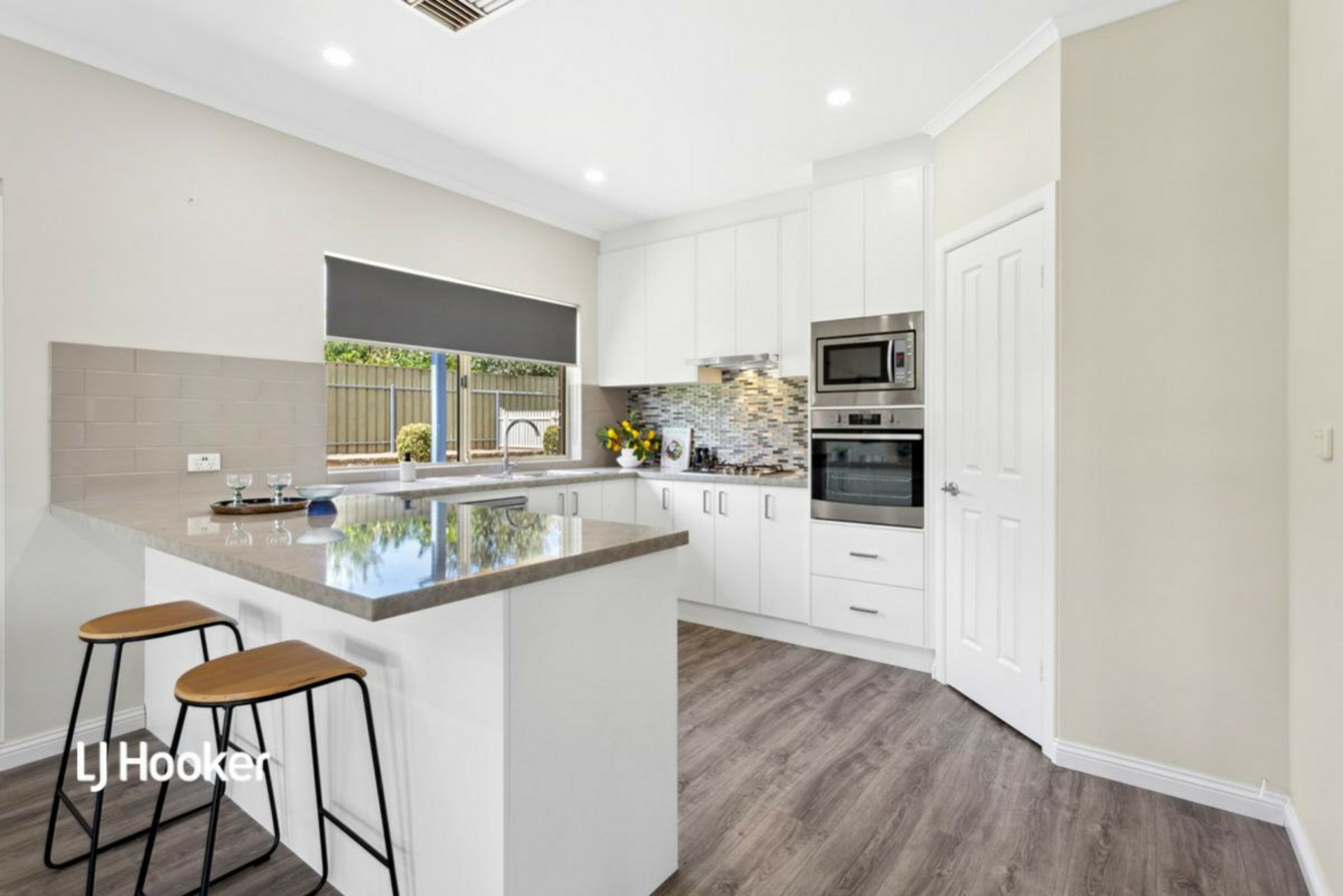 4 Crown Court, GULFVIEW HEIGHTS