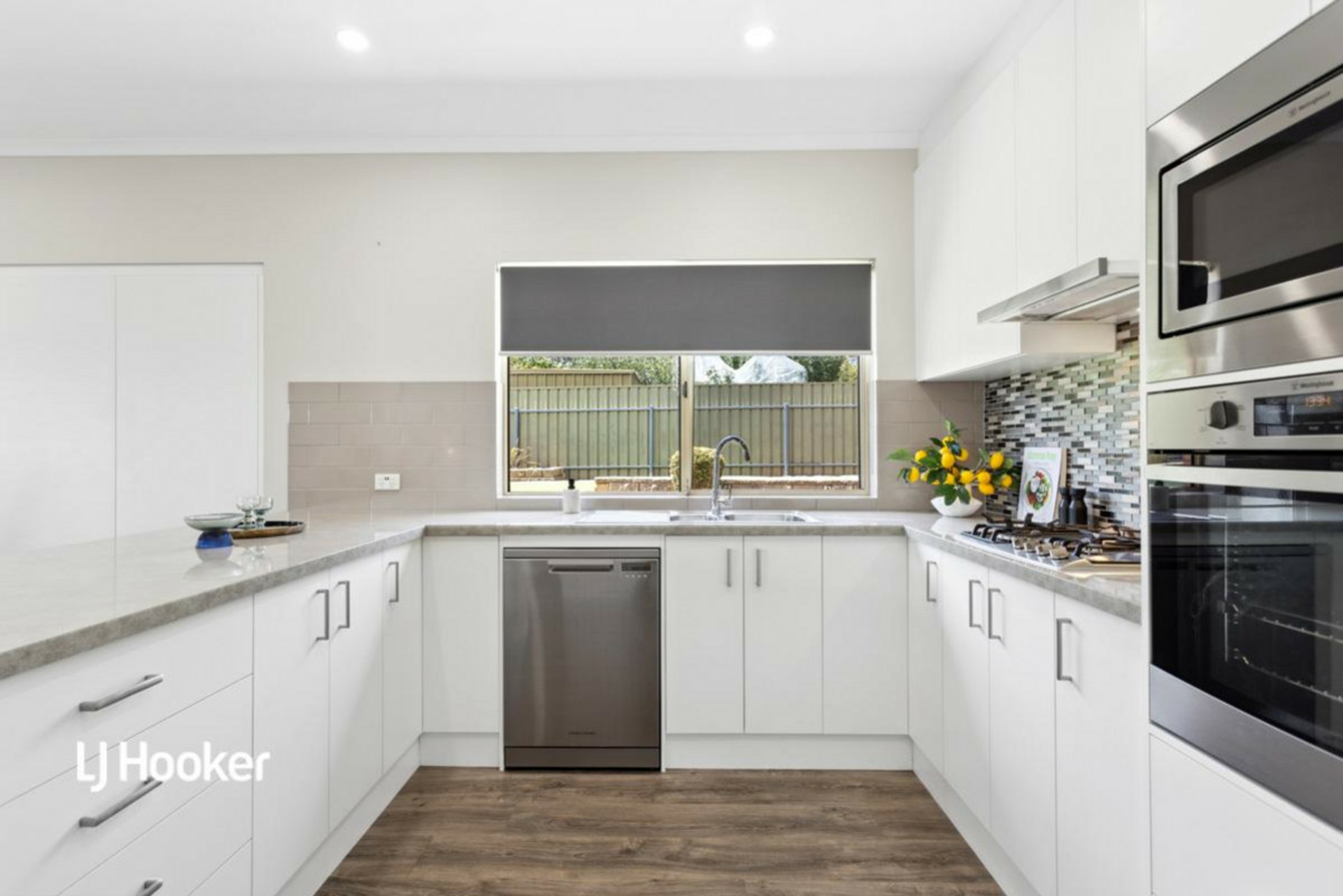 4 Crown Court, GULFVIEW HEIGHTS