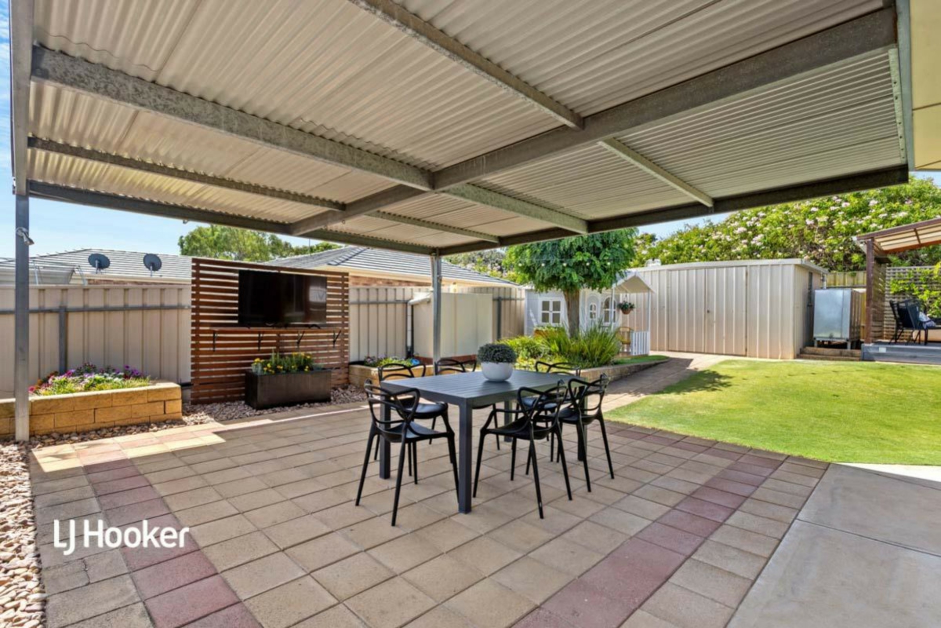 4 Crown Court, GULFVIEW HEIGHTS
