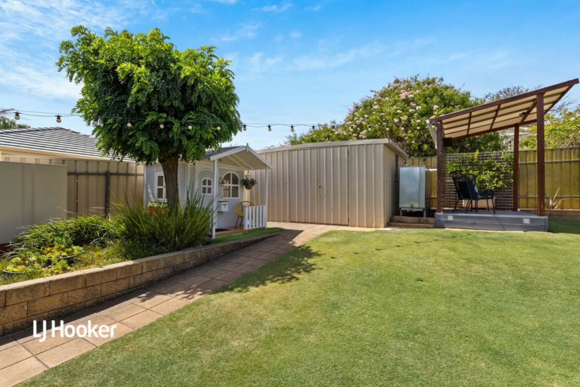 4 Crown Court, GULFVIEW HEIGHTS