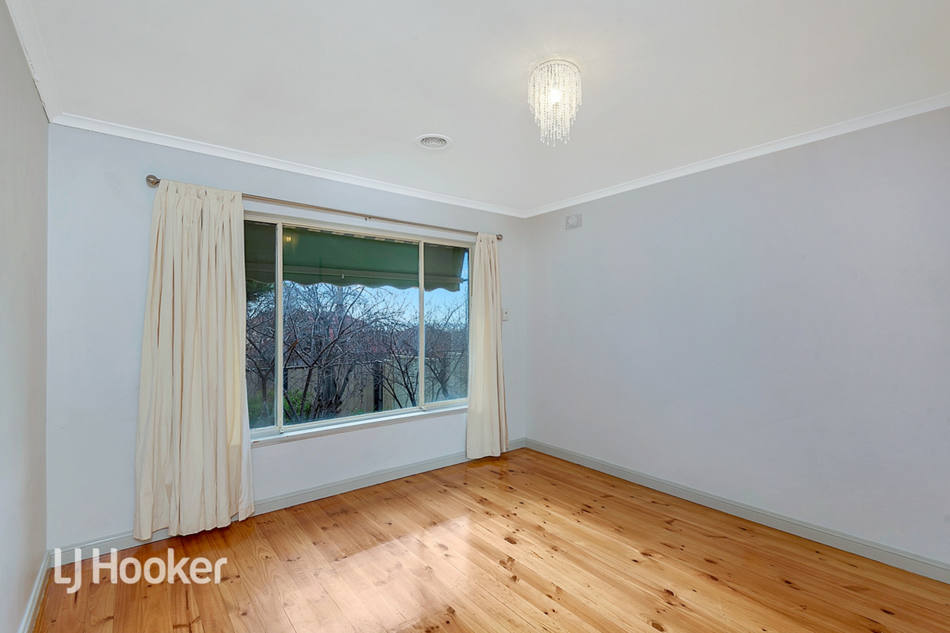 26 Robert Court, PARA HILLS