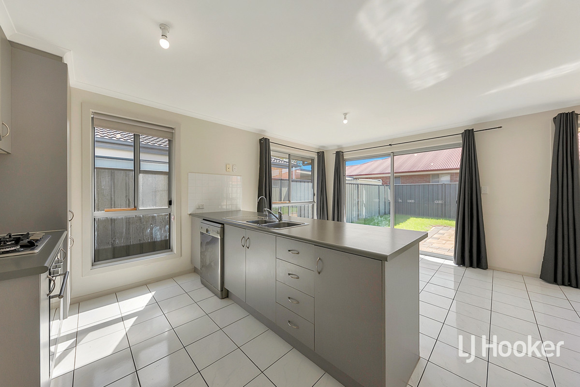 9 Minindee Avenue, ANDREWS FARM