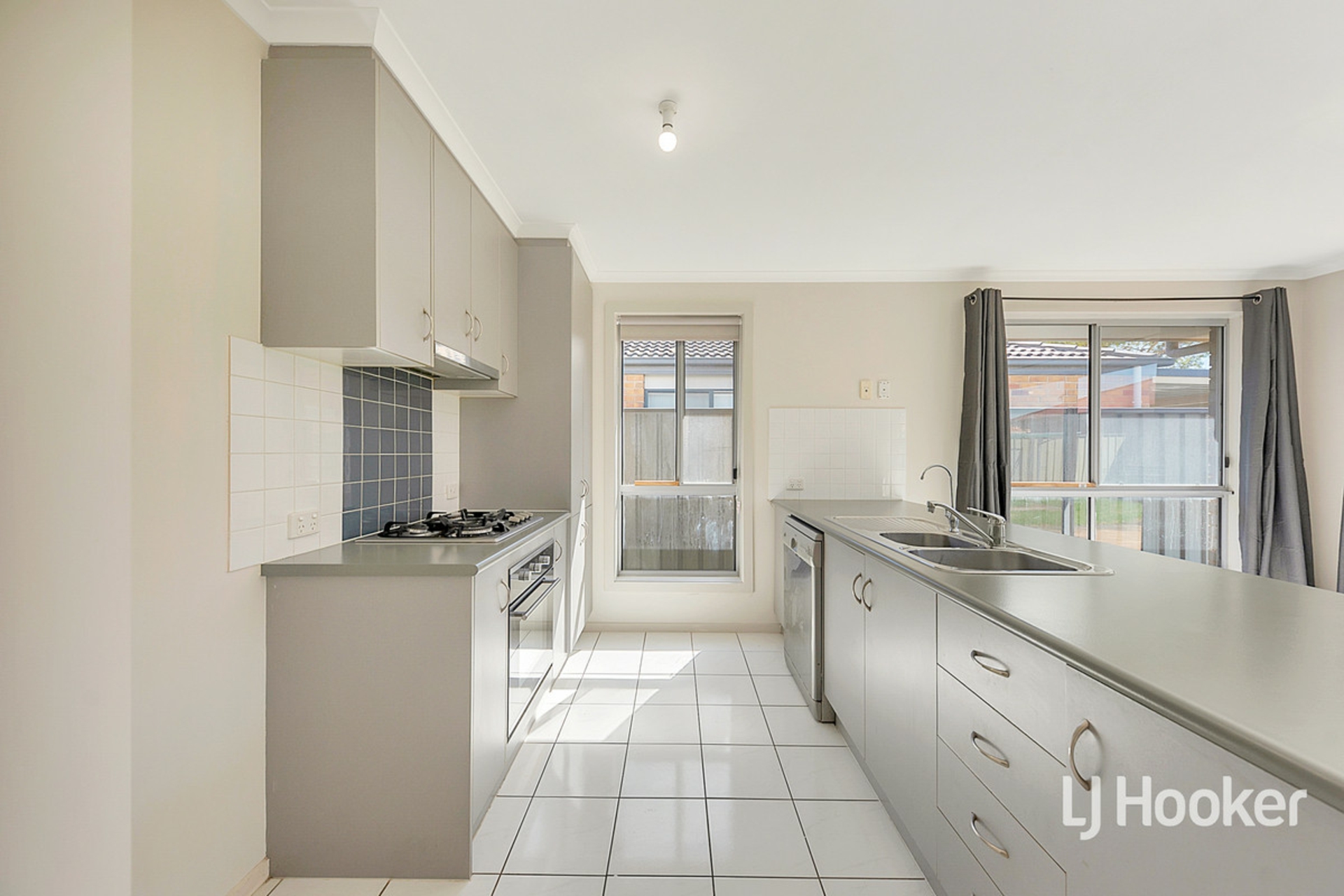 9 Minindee Avenue, ANDREWS FARM