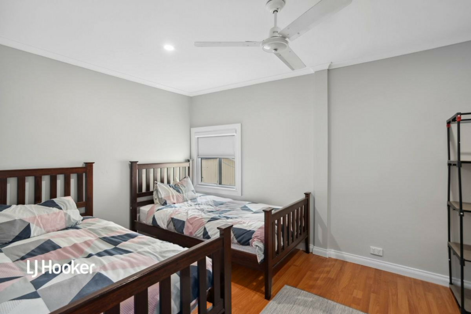 2 Mathews Circuit, WOODLANE