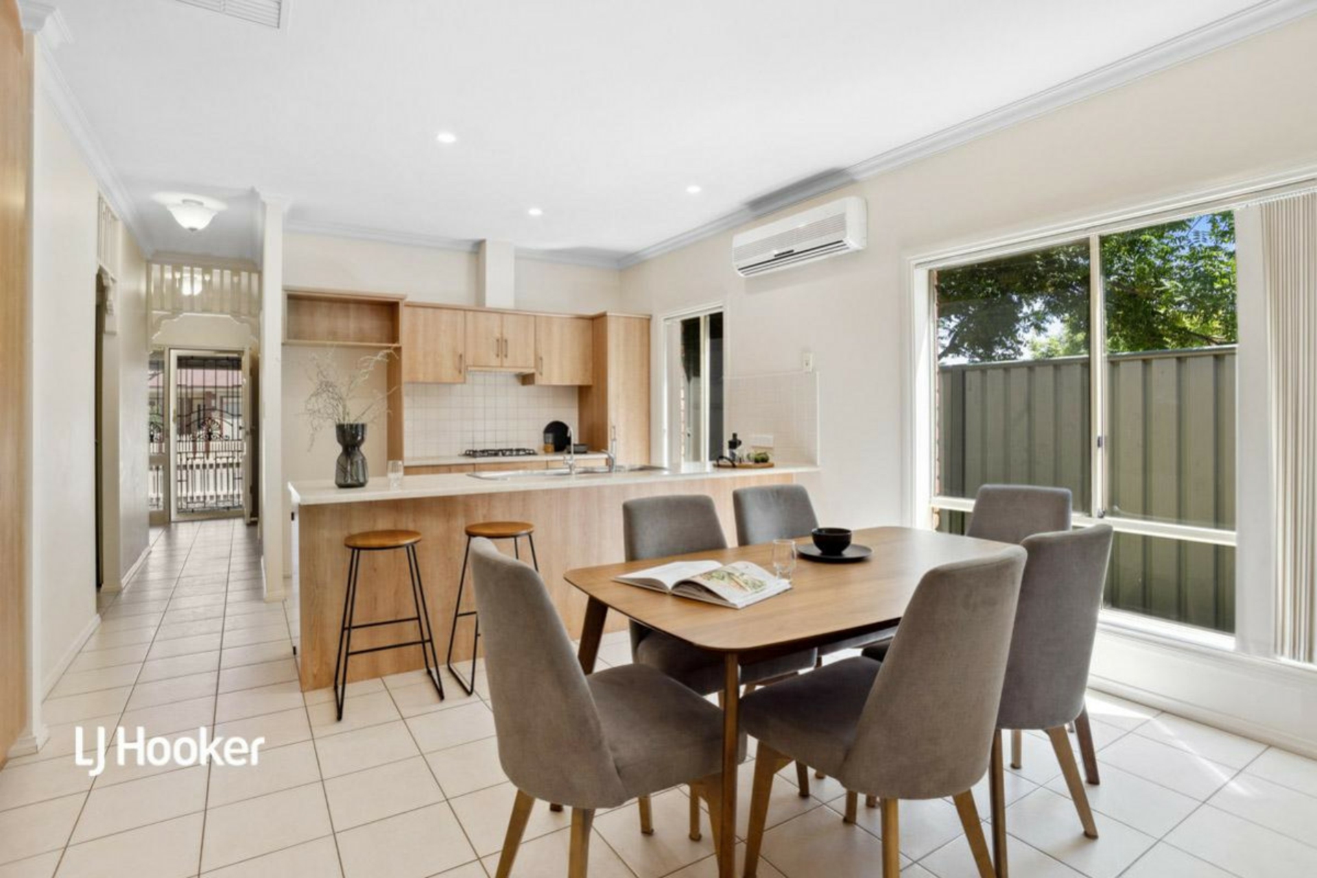 9 Newland Way, MAWSON LAKES