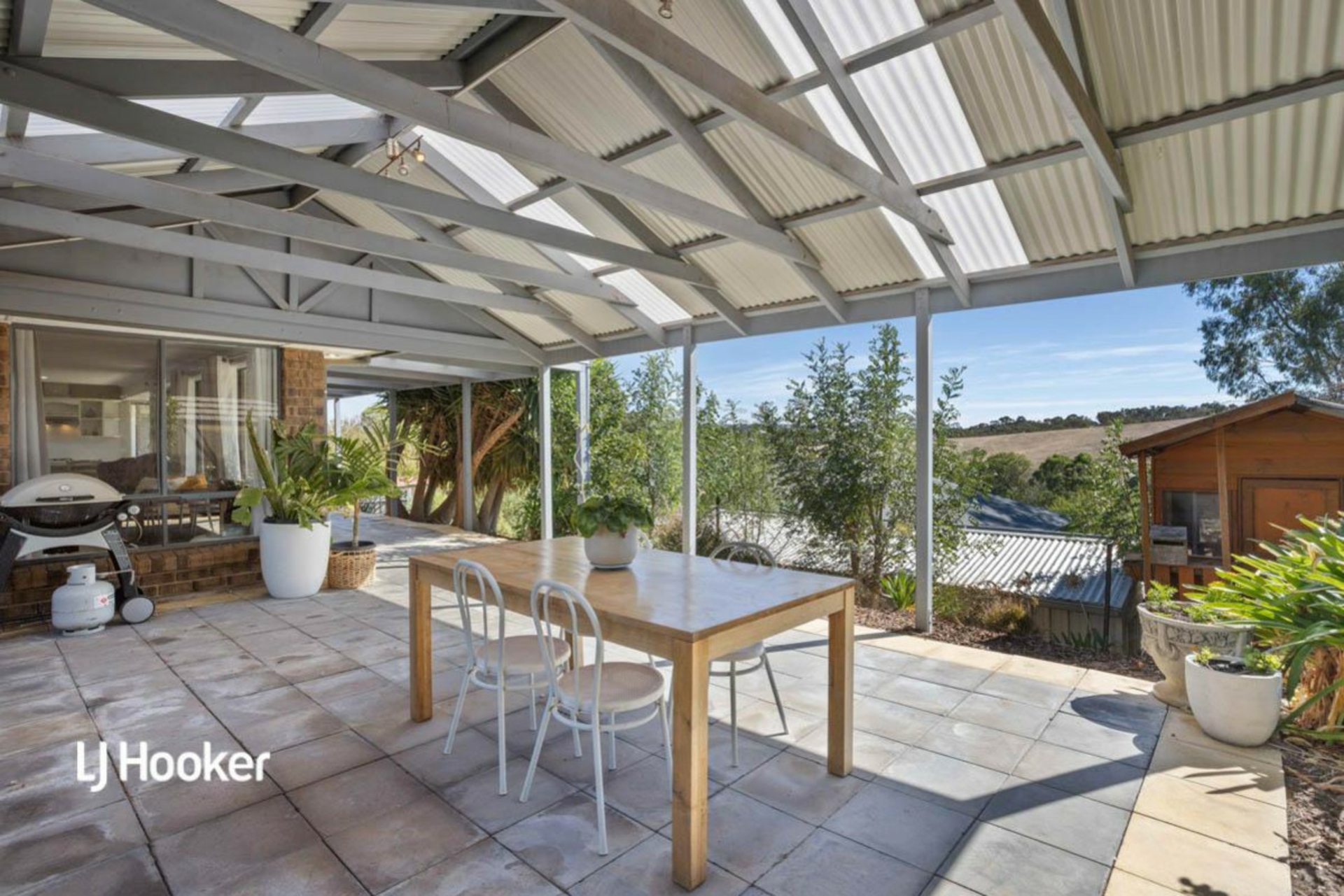 12 Bloomfield Avenue, GREENWITH