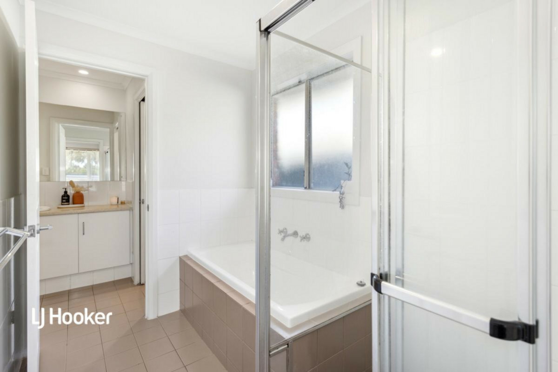 13 Gunya Crescent, INGLE FARM