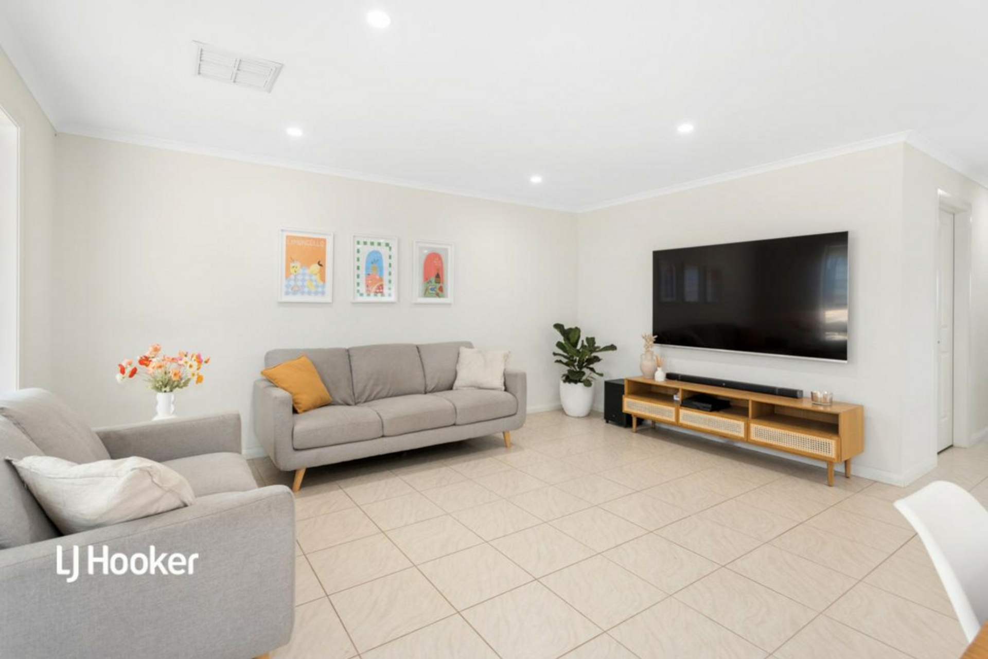 13 Gunya Crescent, INGLE FARM