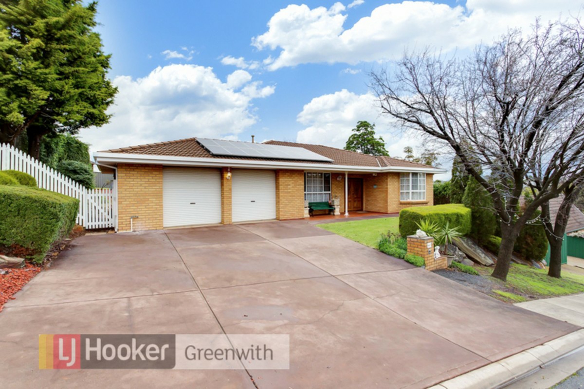19 Shackleton Court, GREENWITH