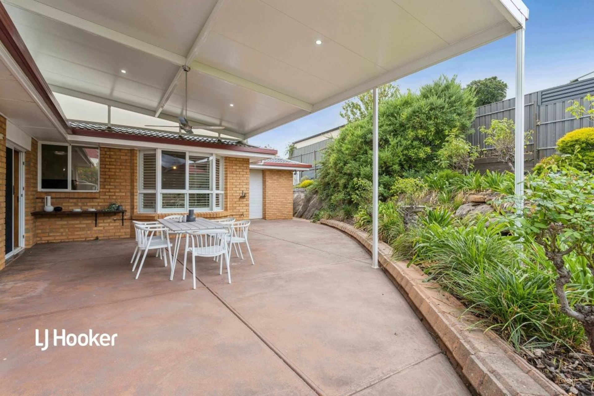 19 Shackleton Court, GREENWITH