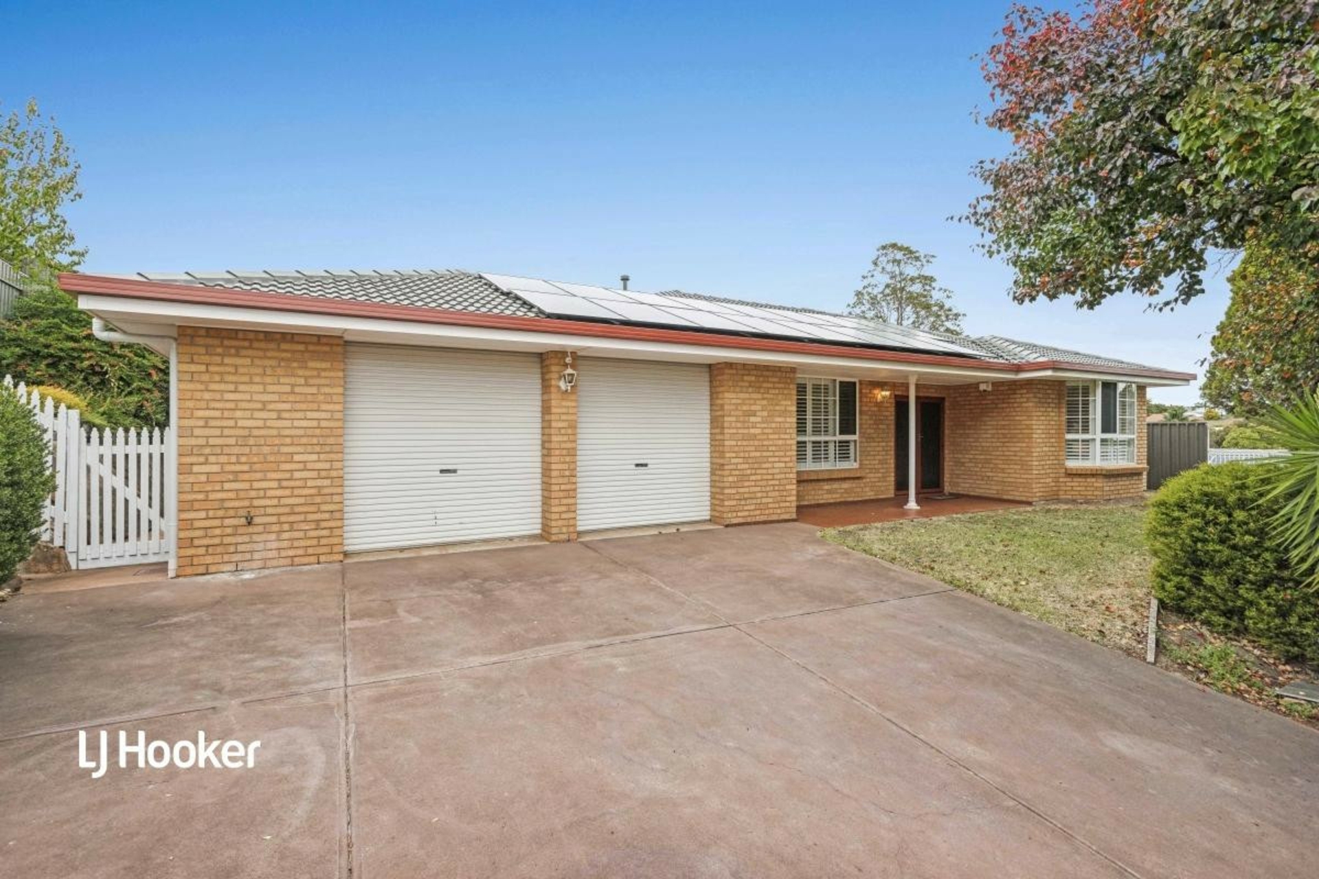 19 Shackleton Court, GREENWITH