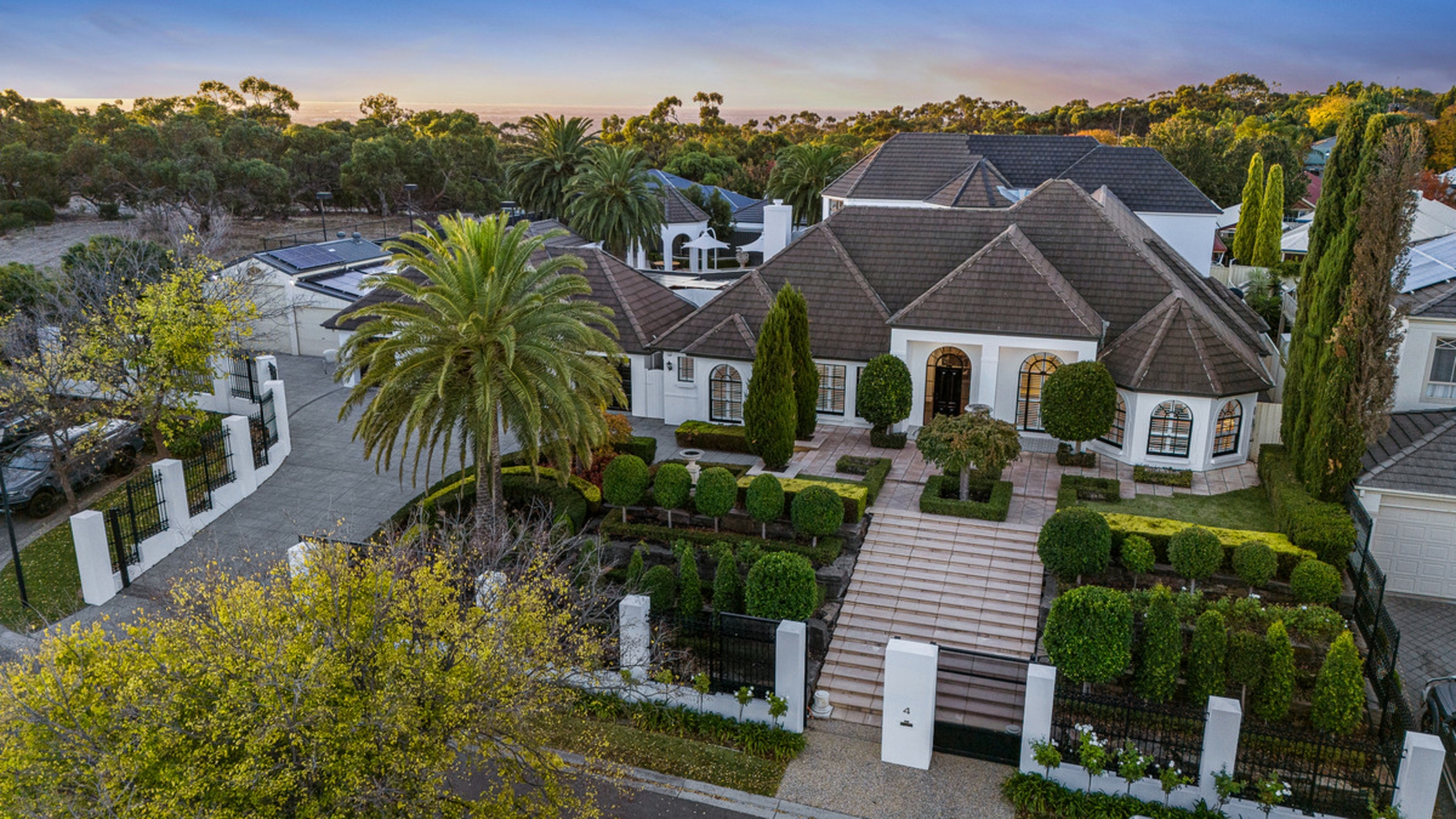 4 Everglade Court, GOLDEN GROVE