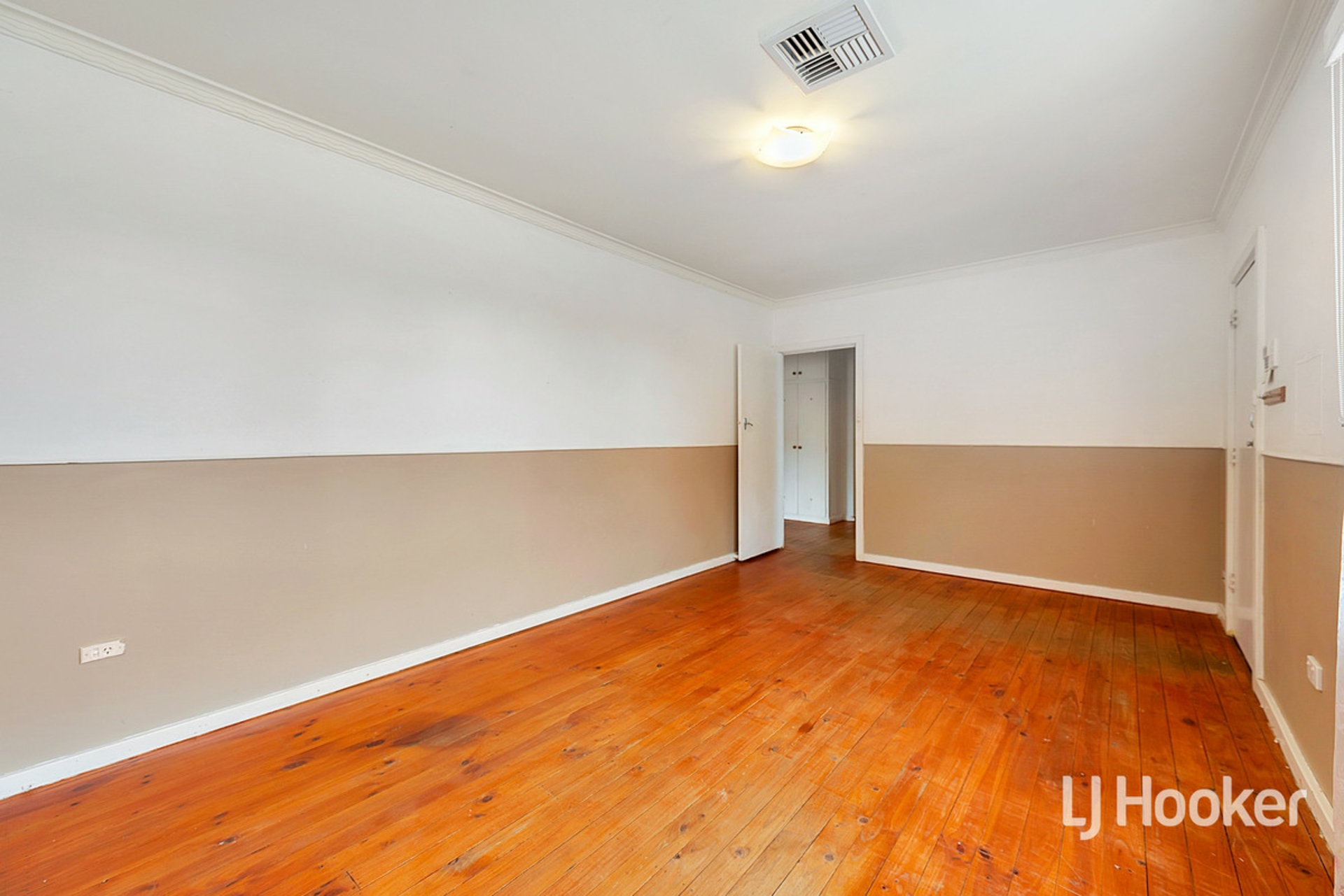 14 Counter Road, ELIZABETH DOWNS