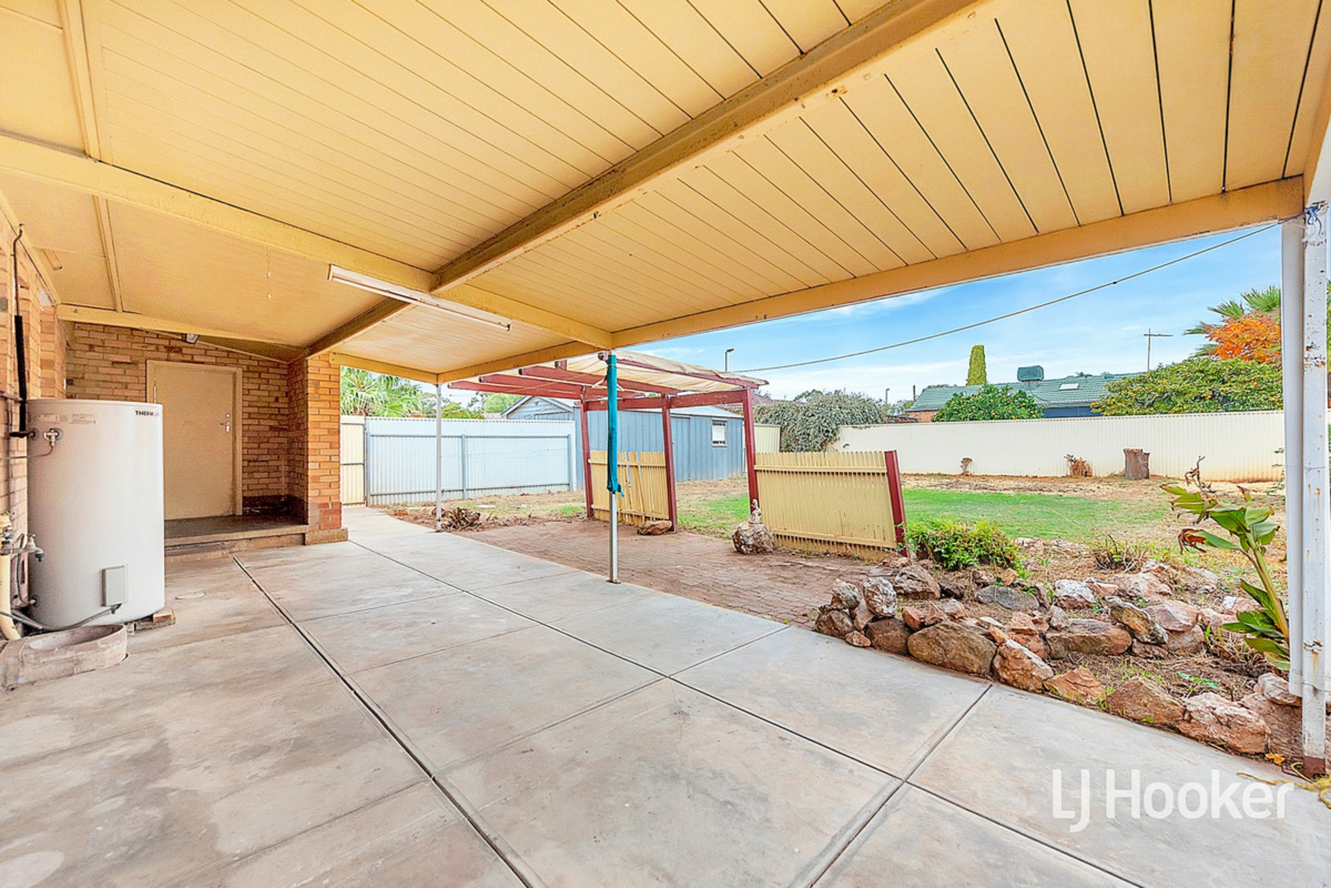 14 Counter Road, ELIZABETH DOWNS