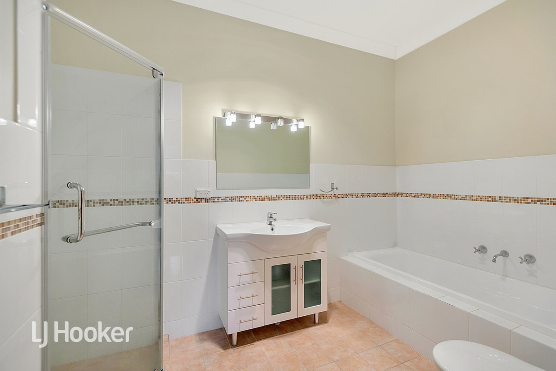 11 Bartlett Court, GOLDEN GROVE