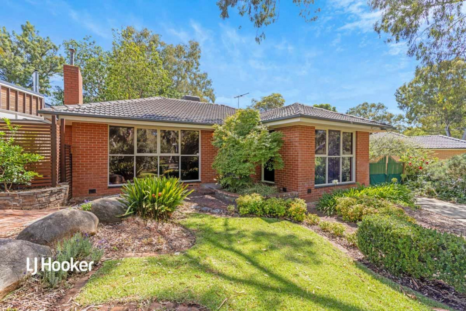 1 Catherine Drive, REDWOOD PARK