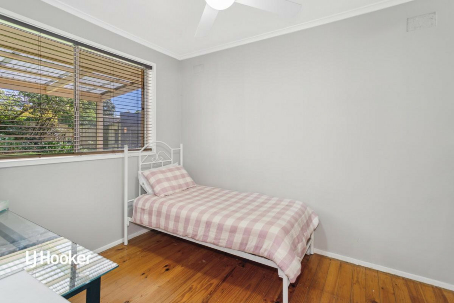 1 Catherine Drive, REDWOOD PARK