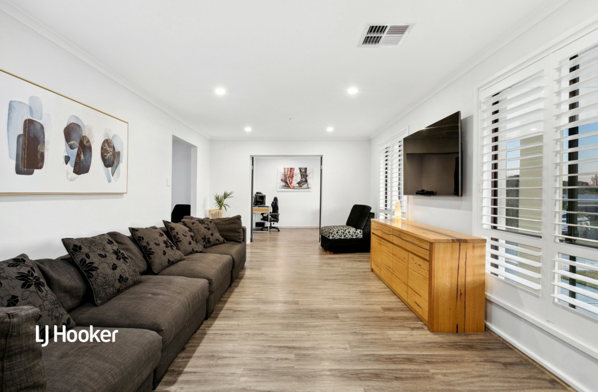 49 Alicante Avenue, WYNN VALE