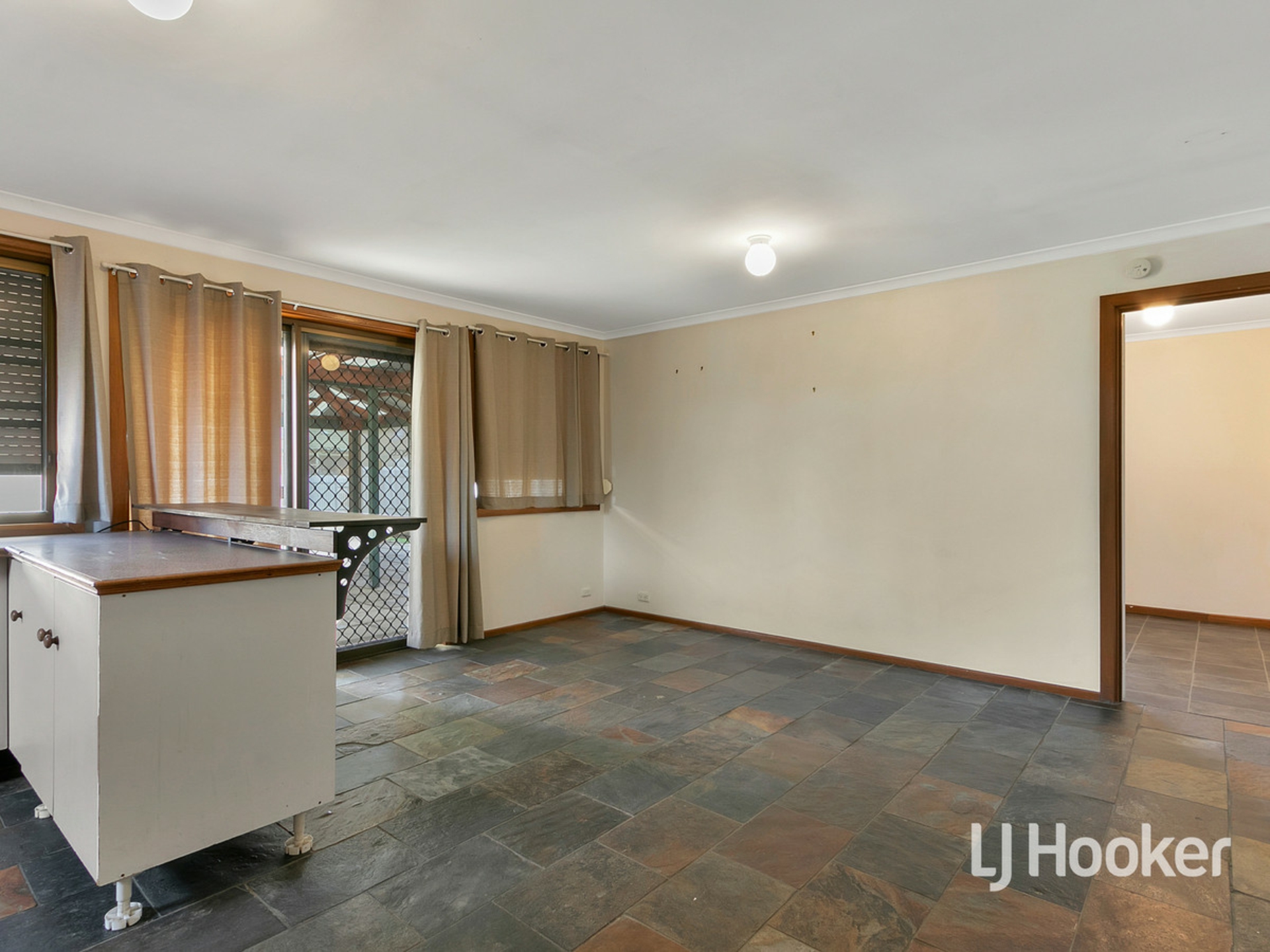 15 Glenere Drive, MODBURY