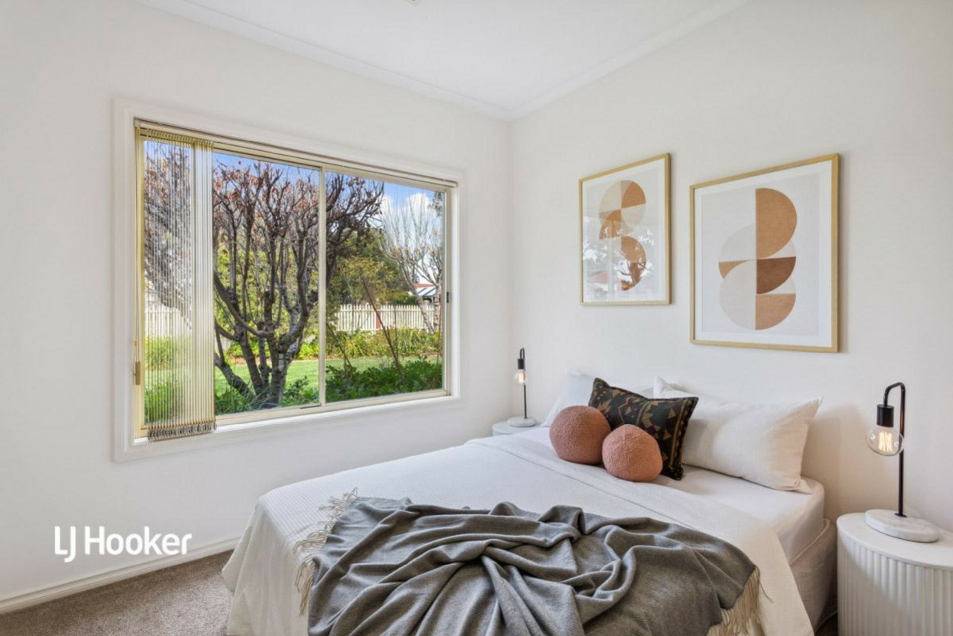 15 Sheaoak Drive, MAWSON LAKES