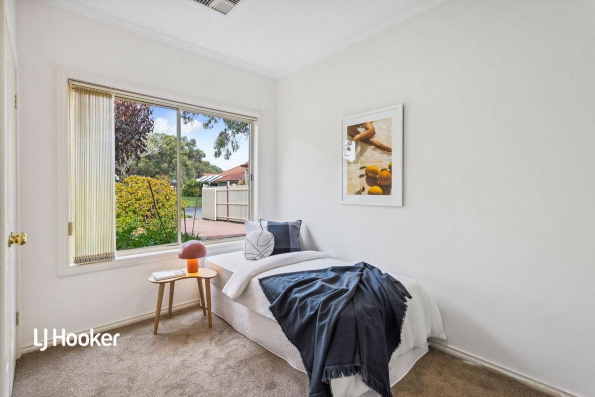 15 Sheaoak Drive, MAWSON LAKES
