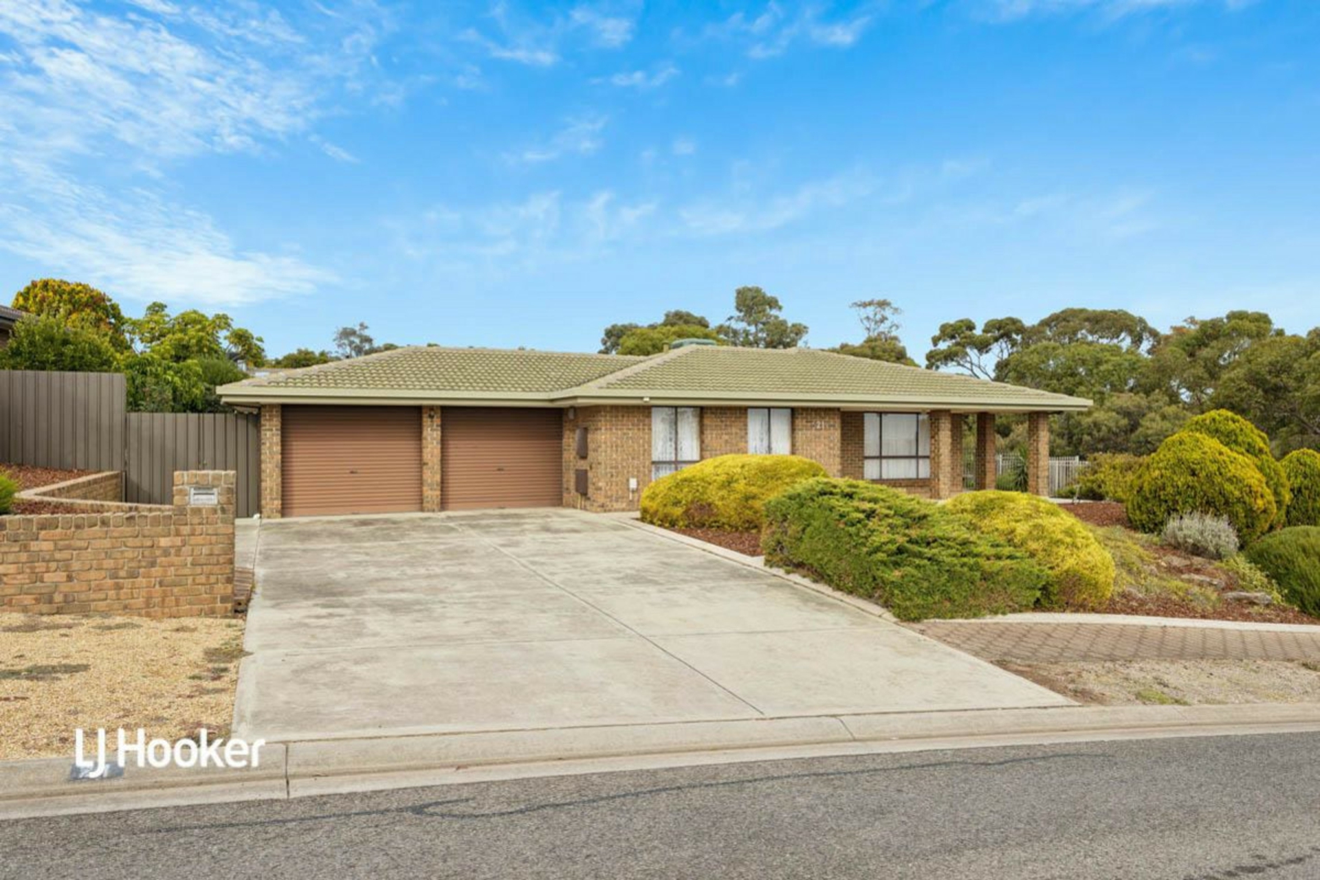 21 McGill Crescent Para Hills SA House for Sale LJ Hooker