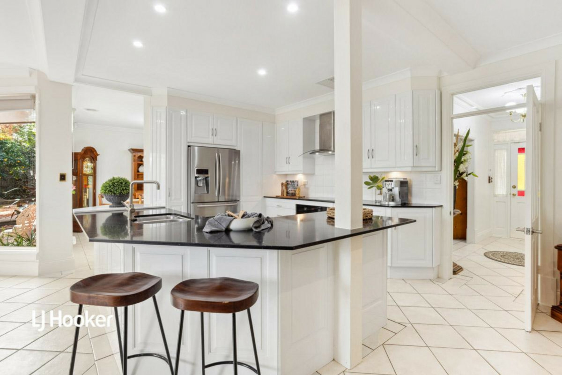 5 Mitre Place, GREENWITH